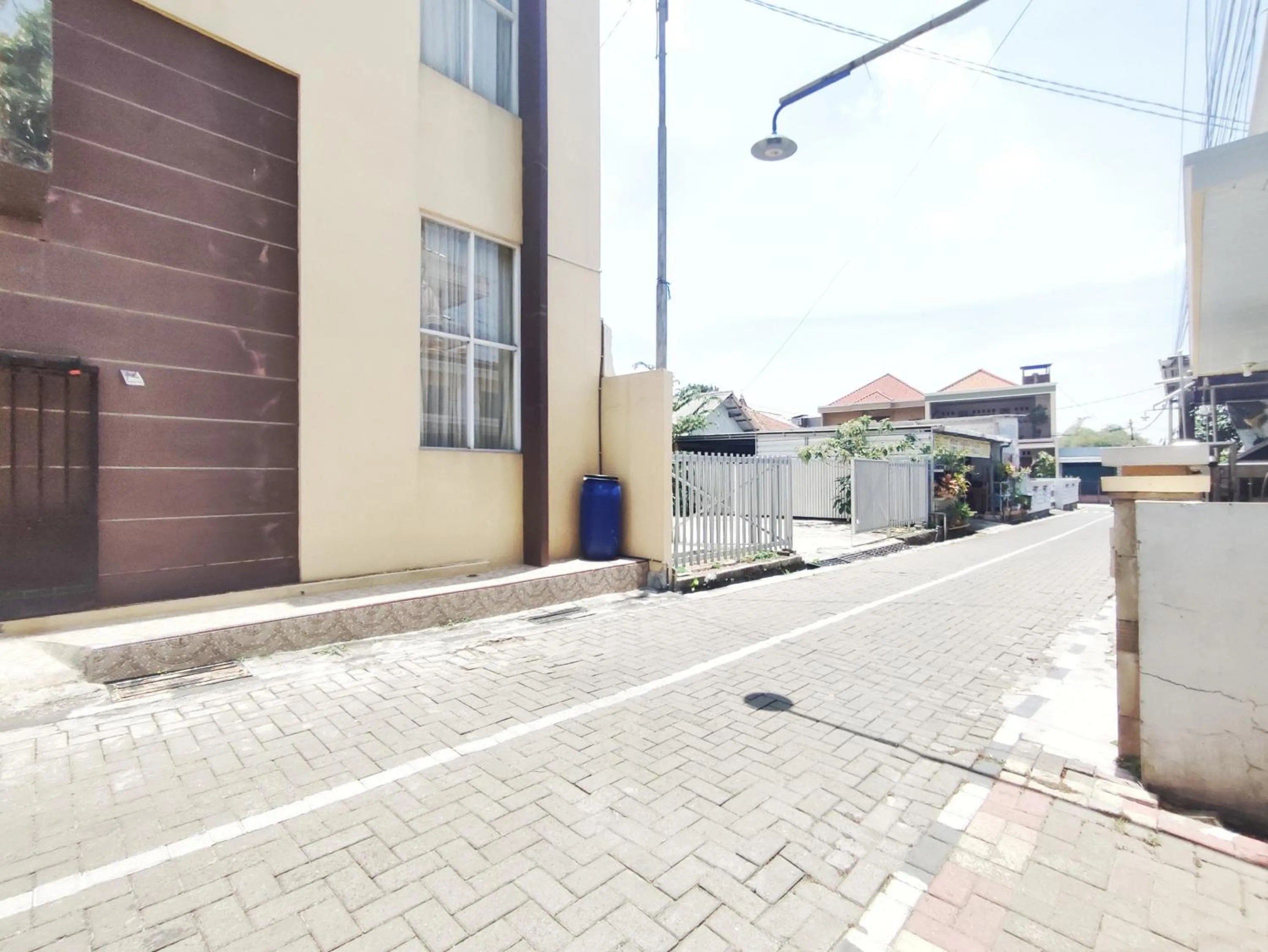 Property building in RedDoorz Near Exit Toll Banyumanik Semarang