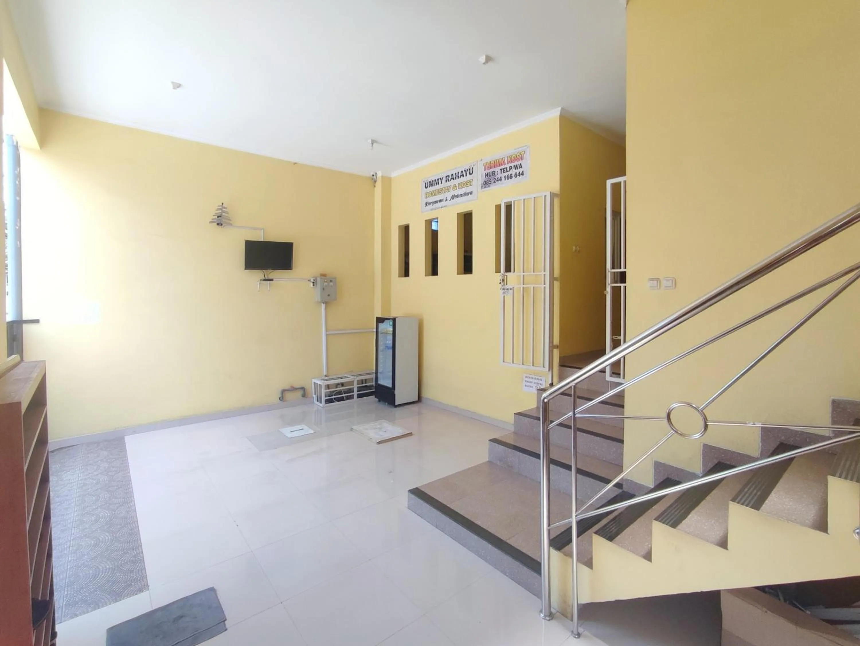 Property building in RedDoorz Near Exit Toll Banyumanik Semarang
