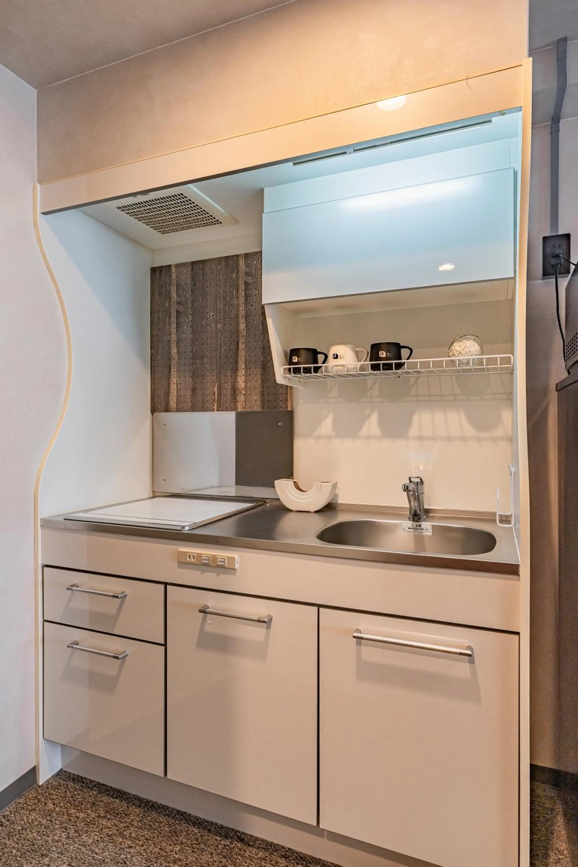 Kitchen or kitchenette in Apartment Hotel 11 Shinsaibashi 2