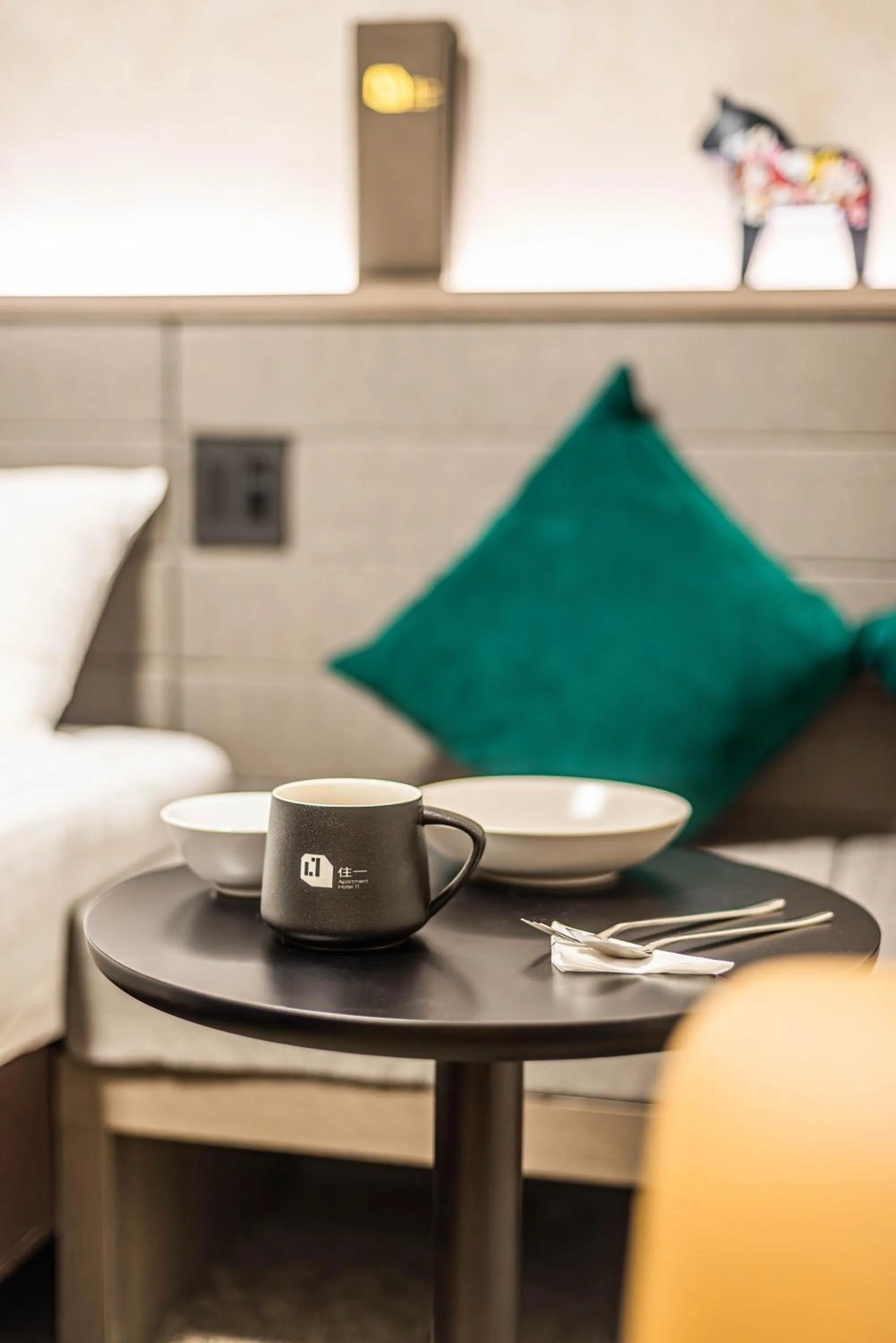 Seating area, Bed in Apartment Hotel 11 Shinsaibashi 2