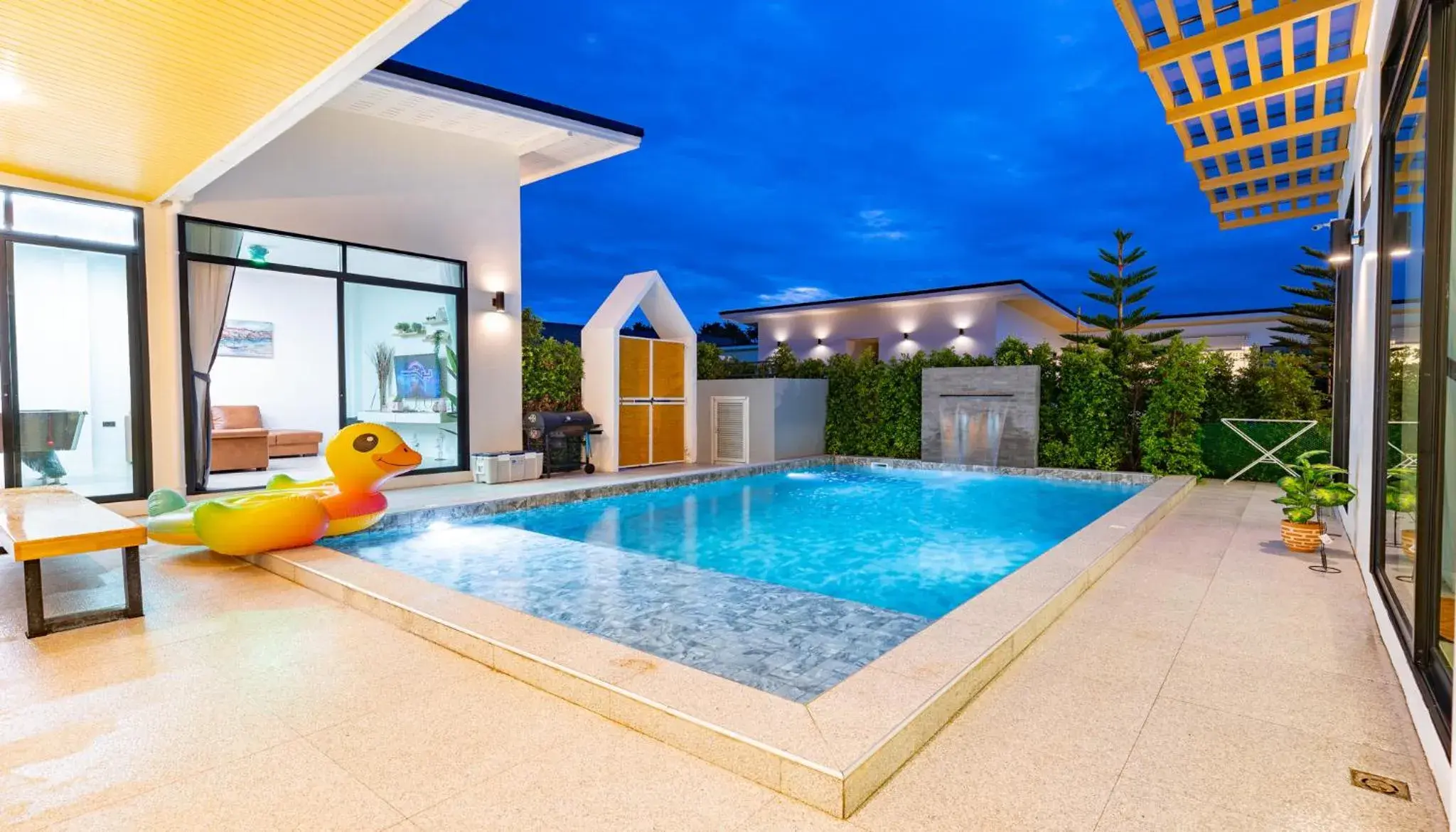 Pool view in Villa Paramount 1 Pool view in Villa Paramount 1