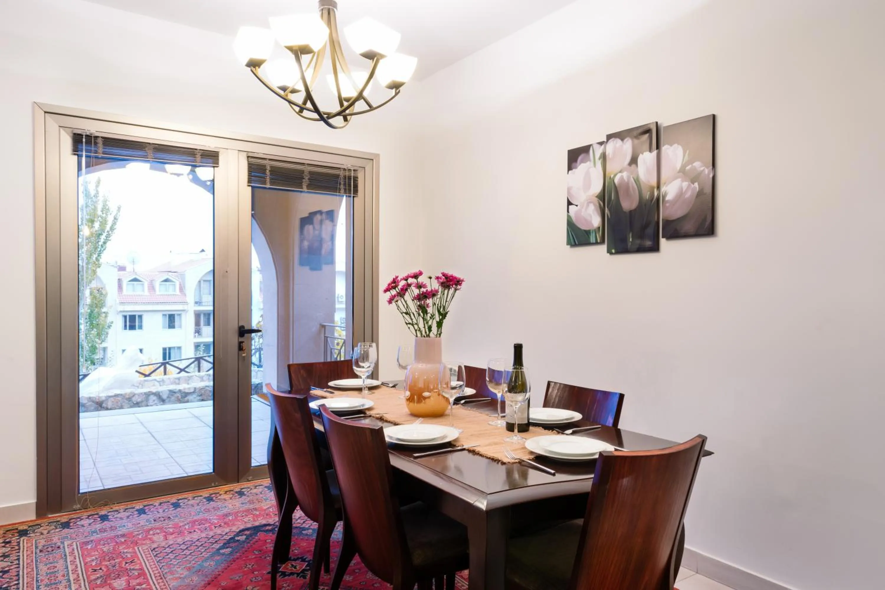 Dining area in hotelise I Paradise Apartment