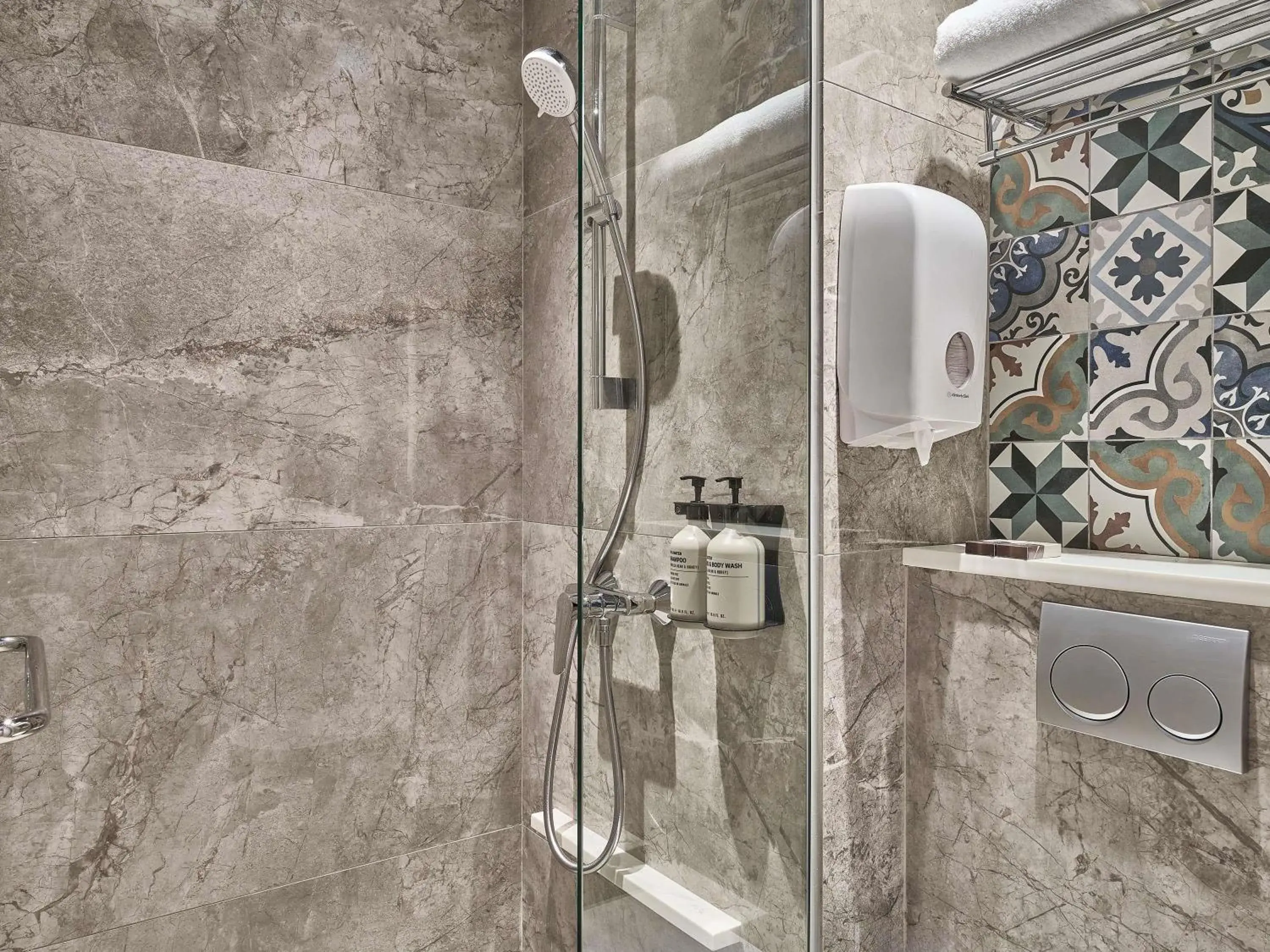 Bedroom in Mercure ICON Singapore City Centre Bedroom in Mercure ICON Singapore City Centre