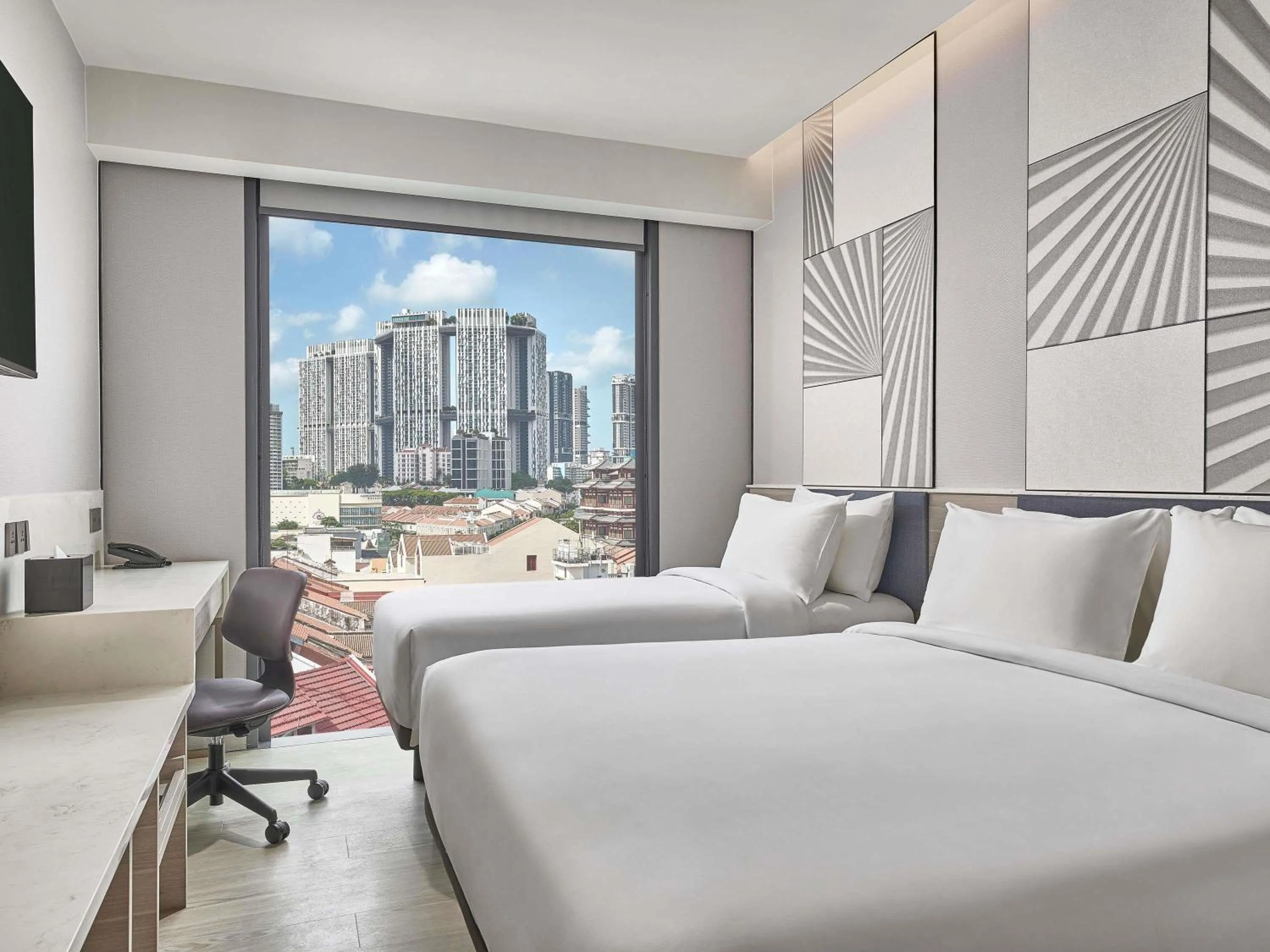Bedroom, Bed in Mercure ICON Singapore City Centre