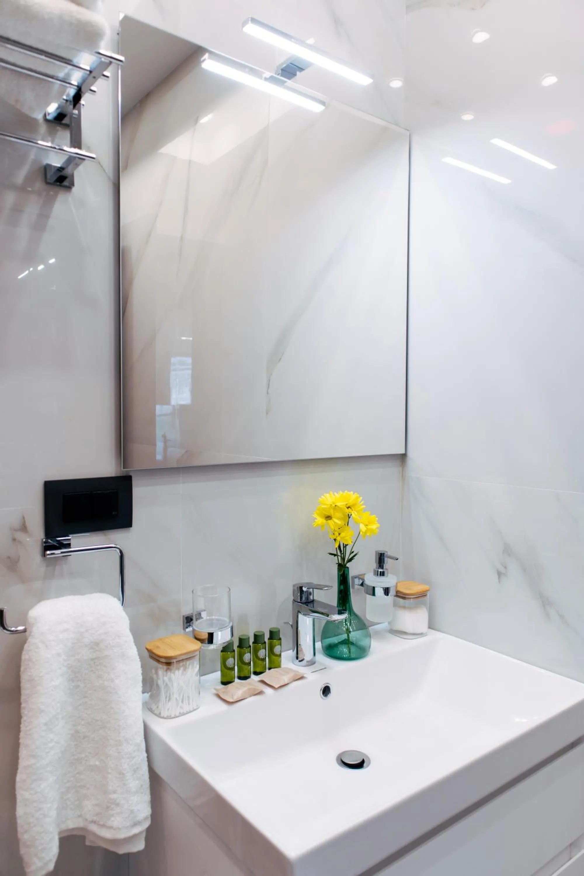 hotelise I SkyGarden Apartment