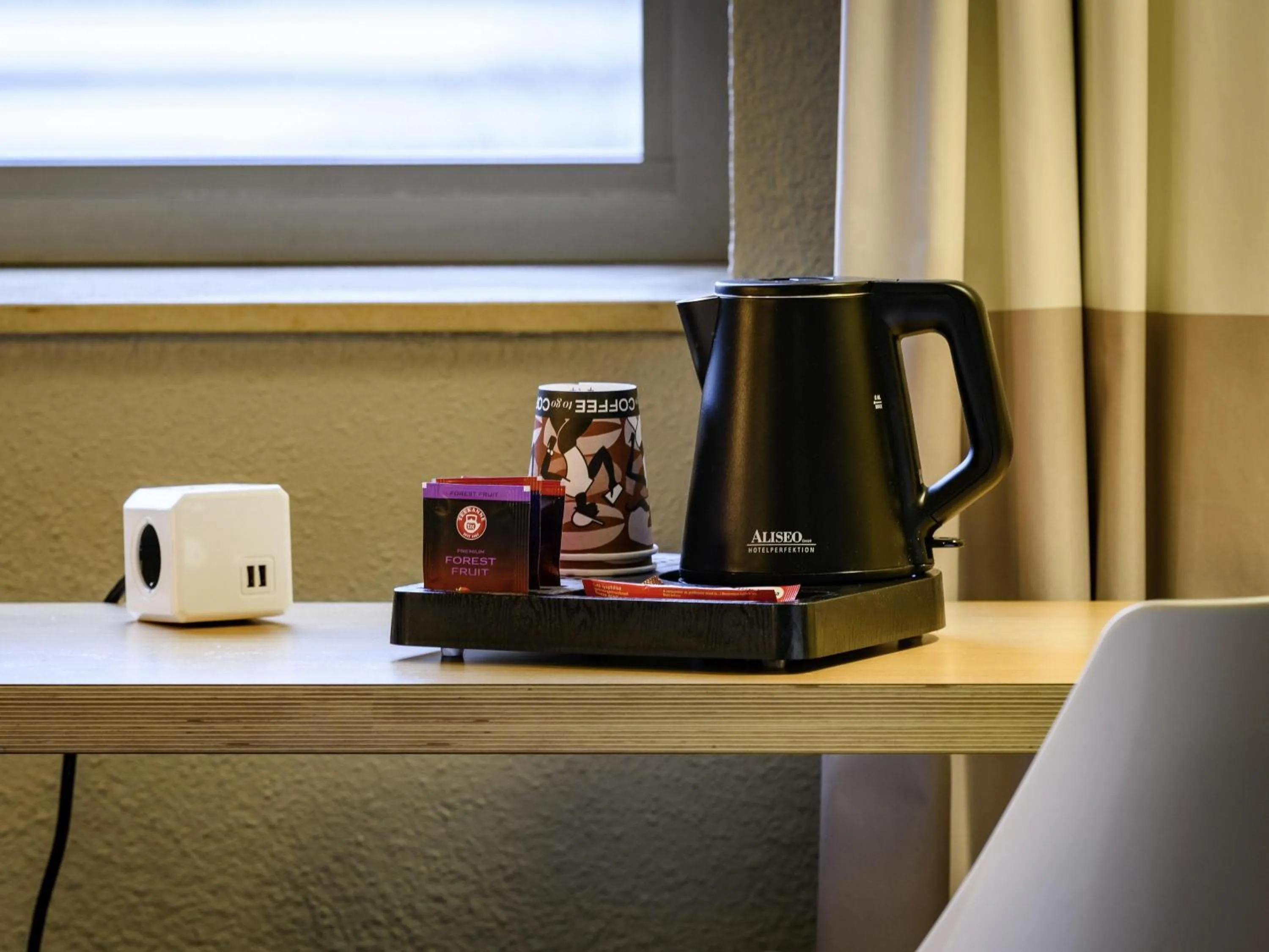 Bedroom in ibis Amsterdam Centre