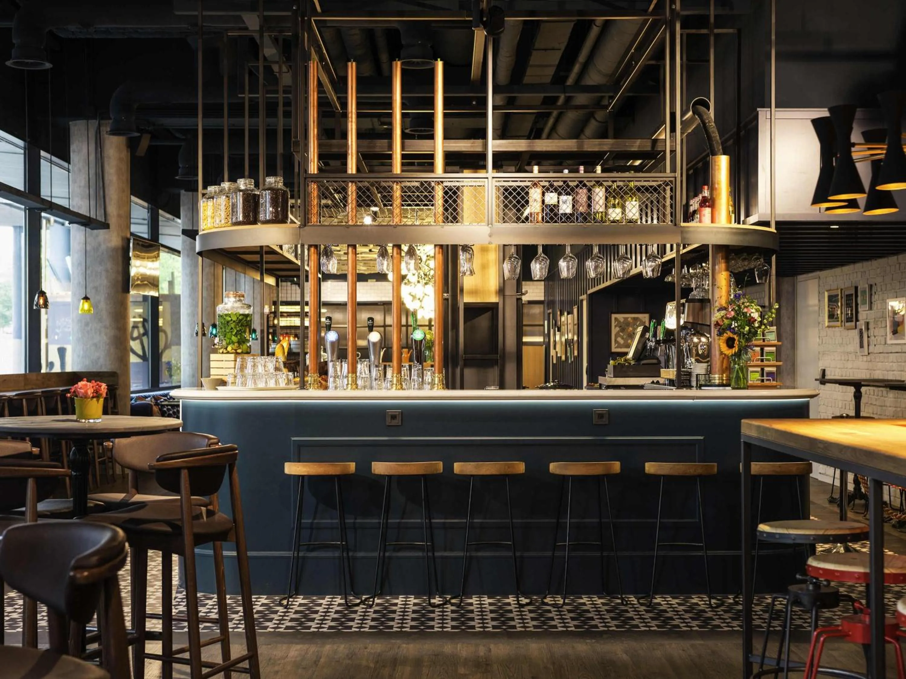 Lounge or bar in ibis Amsterdam Centre