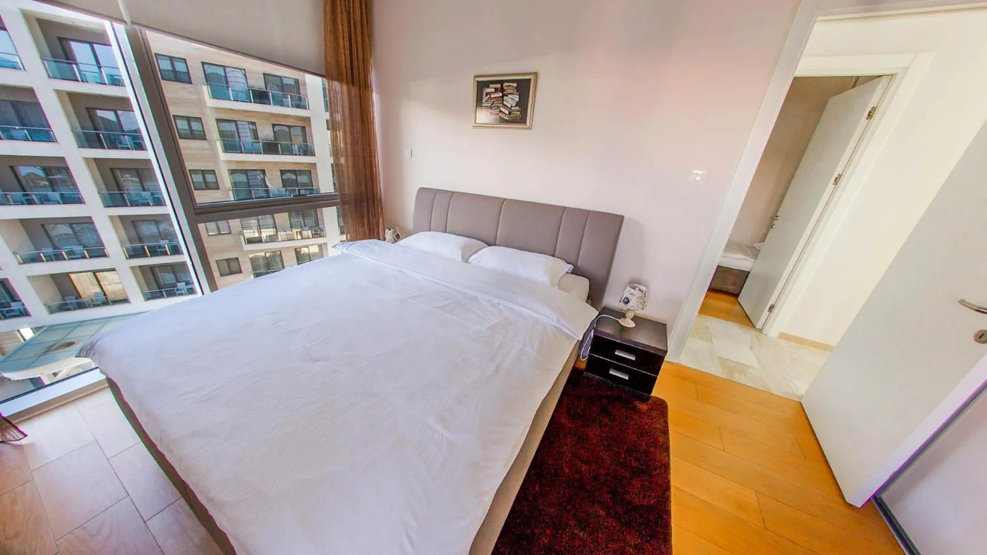 Bed in Lux Apartments Sunrior