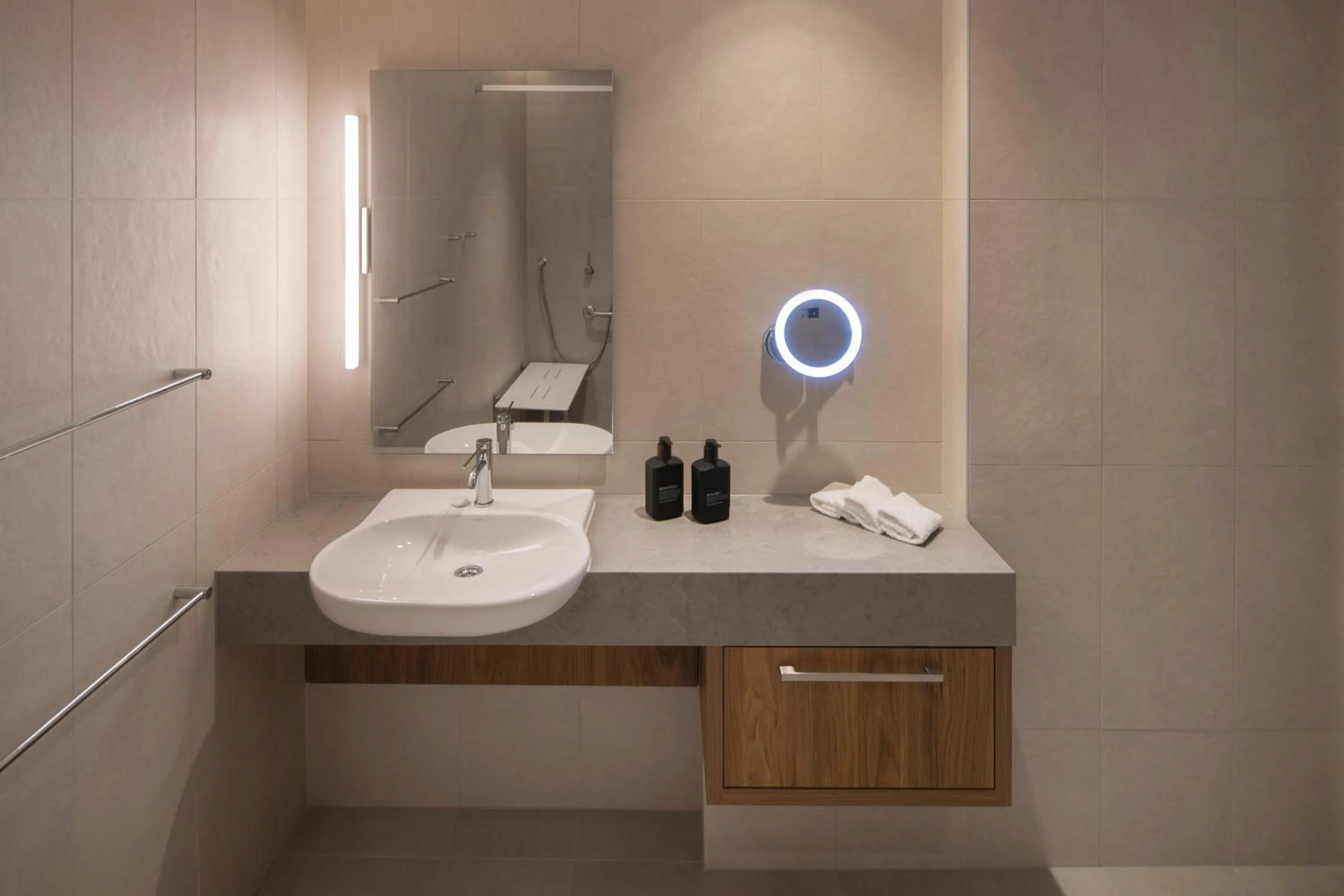 Bathroom in Pullman Sydney Penrith