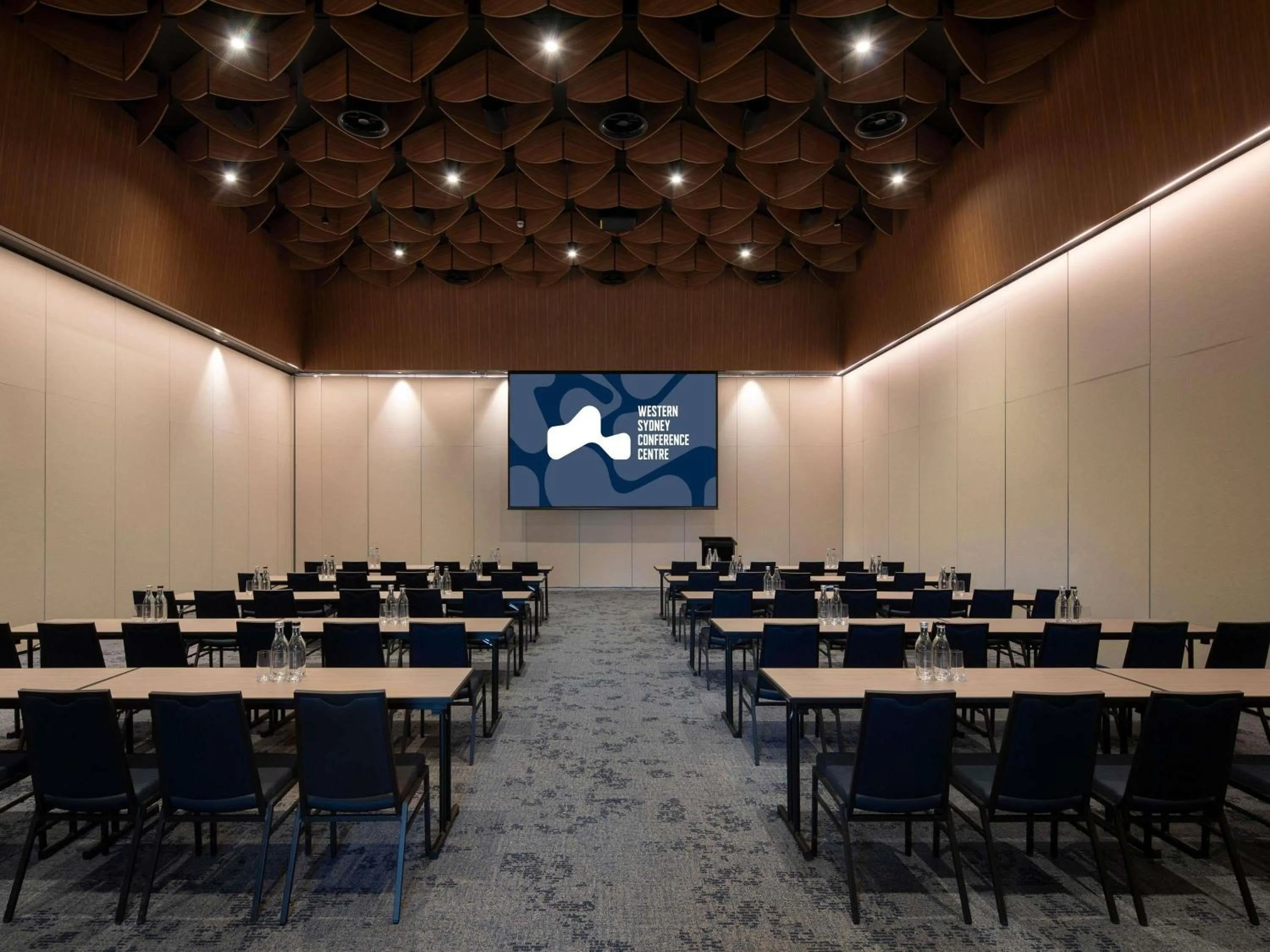 Meeting/conference room in Pullman Sydney Penrith