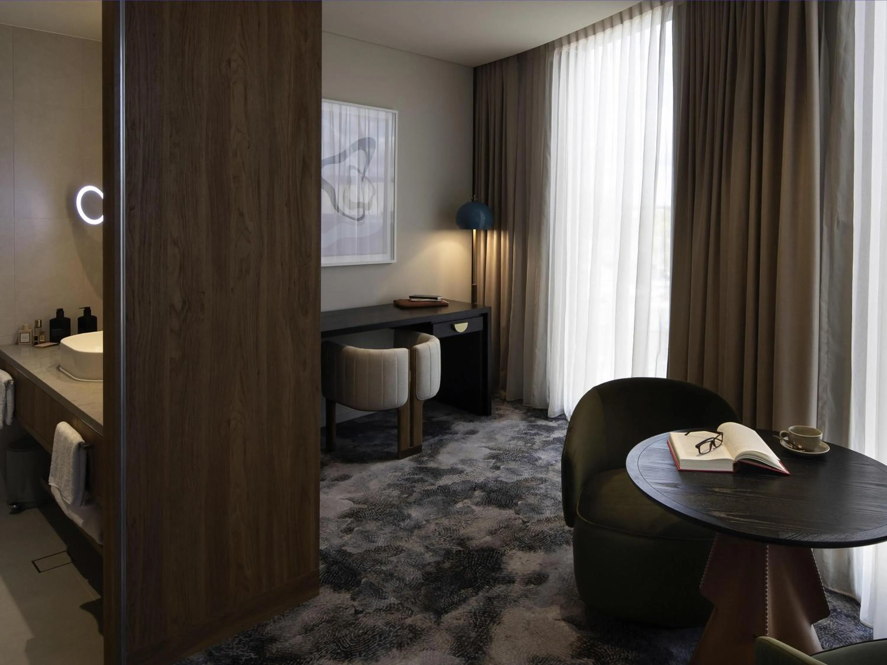 Bedroom, Bed in Pullman Sydney Penrith