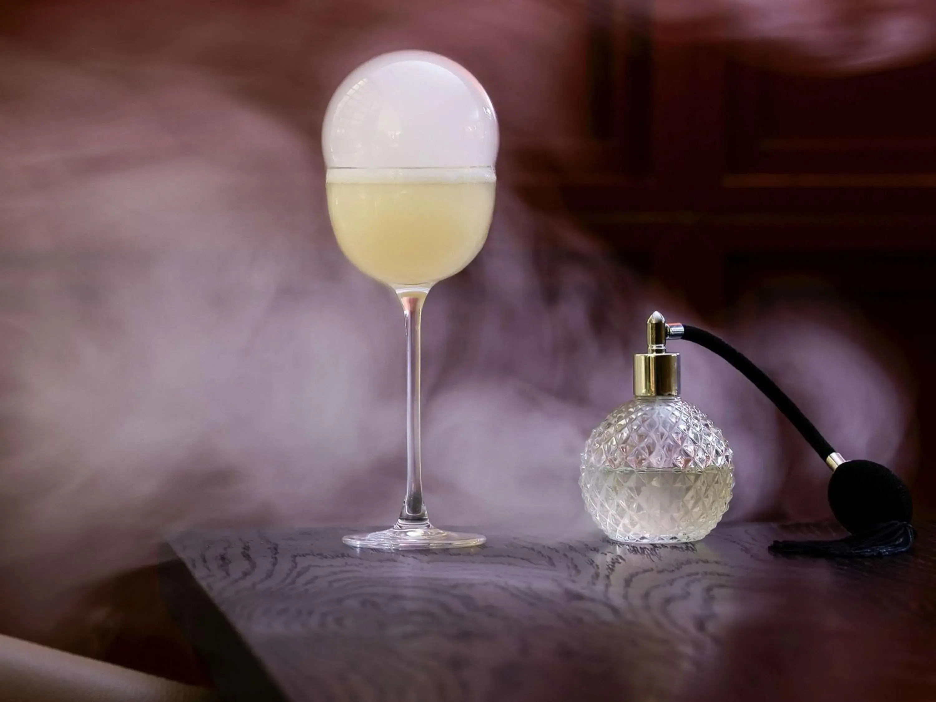 Lounge or bar in Pullman Sydney Penrith Lounge or bar in Pullman Sydney Penrith