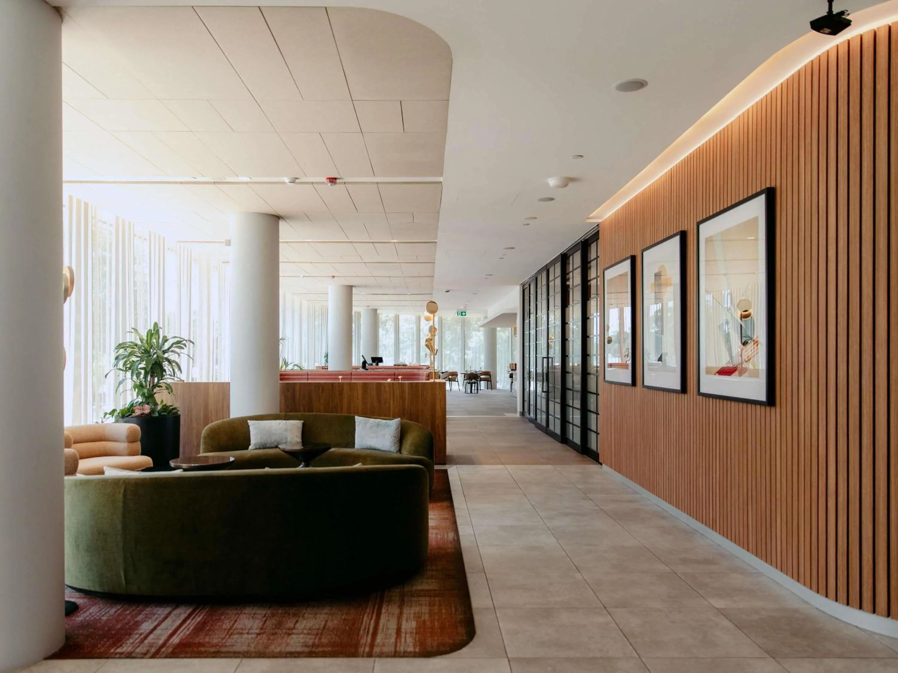 Restaurant/places to eat in Pullman Sydney Penrith