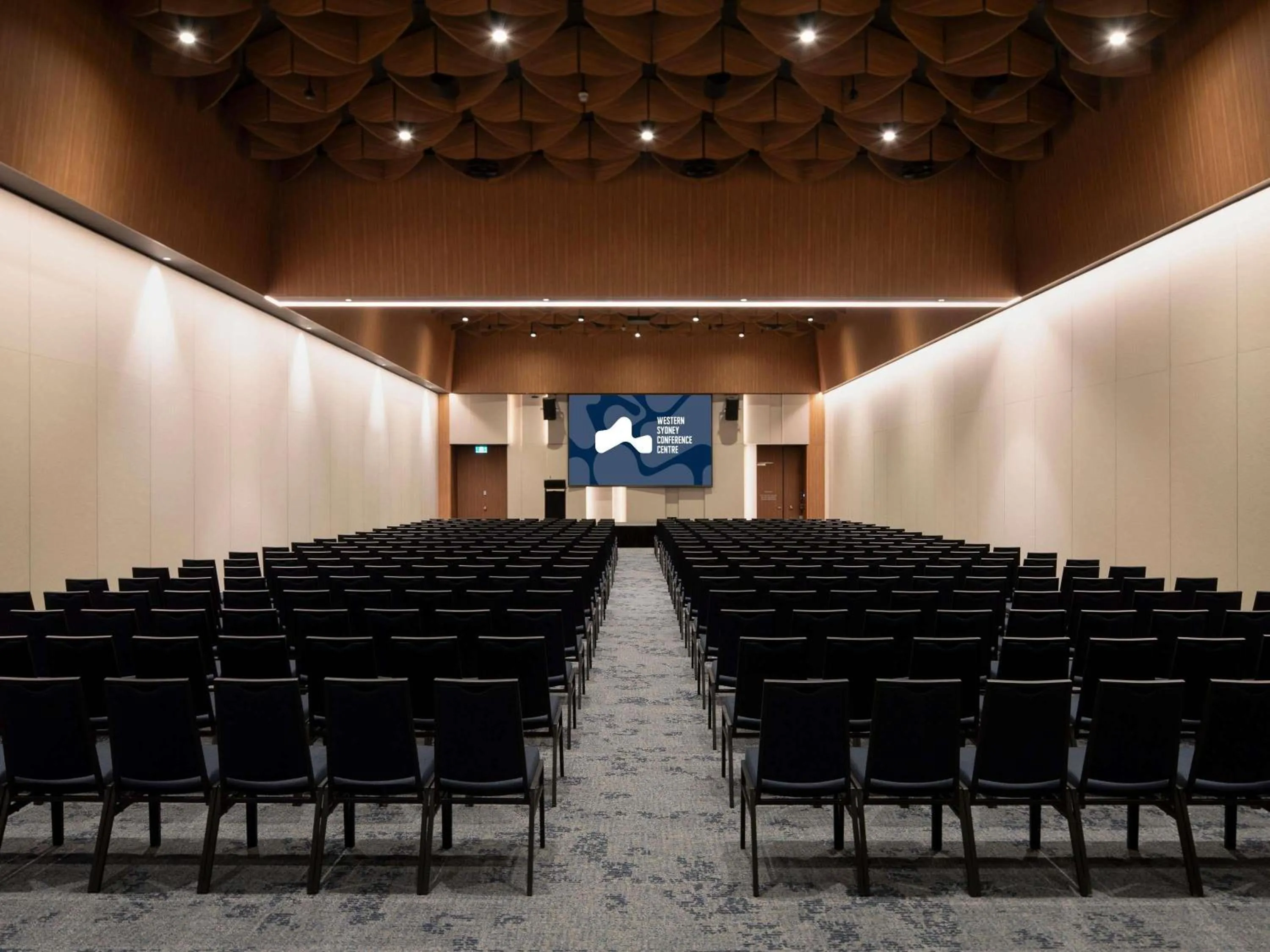 Meeting/conference room in Pullman Sydney Penrith