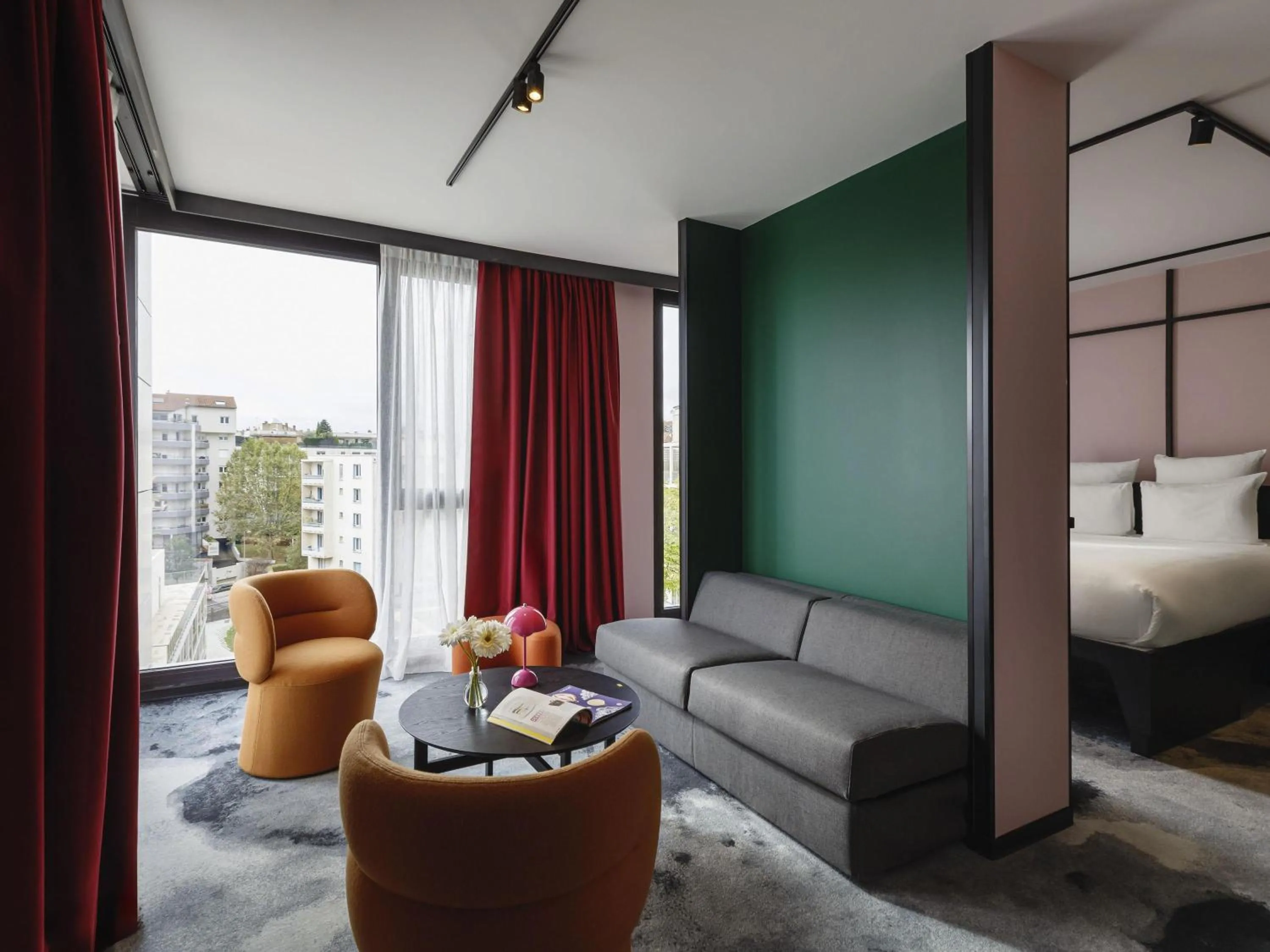 Photo of the whole room, Bed in TRIBE Lyon Croix Rousse