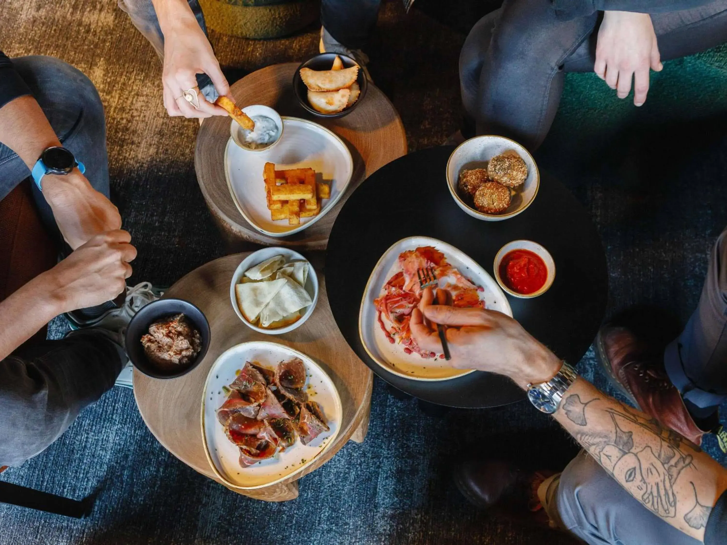 Restaurant/places to eat in TRIBE Lyon Croix Rousse Restaurant/places to eat in TRIBE Lyon Croix Rousse