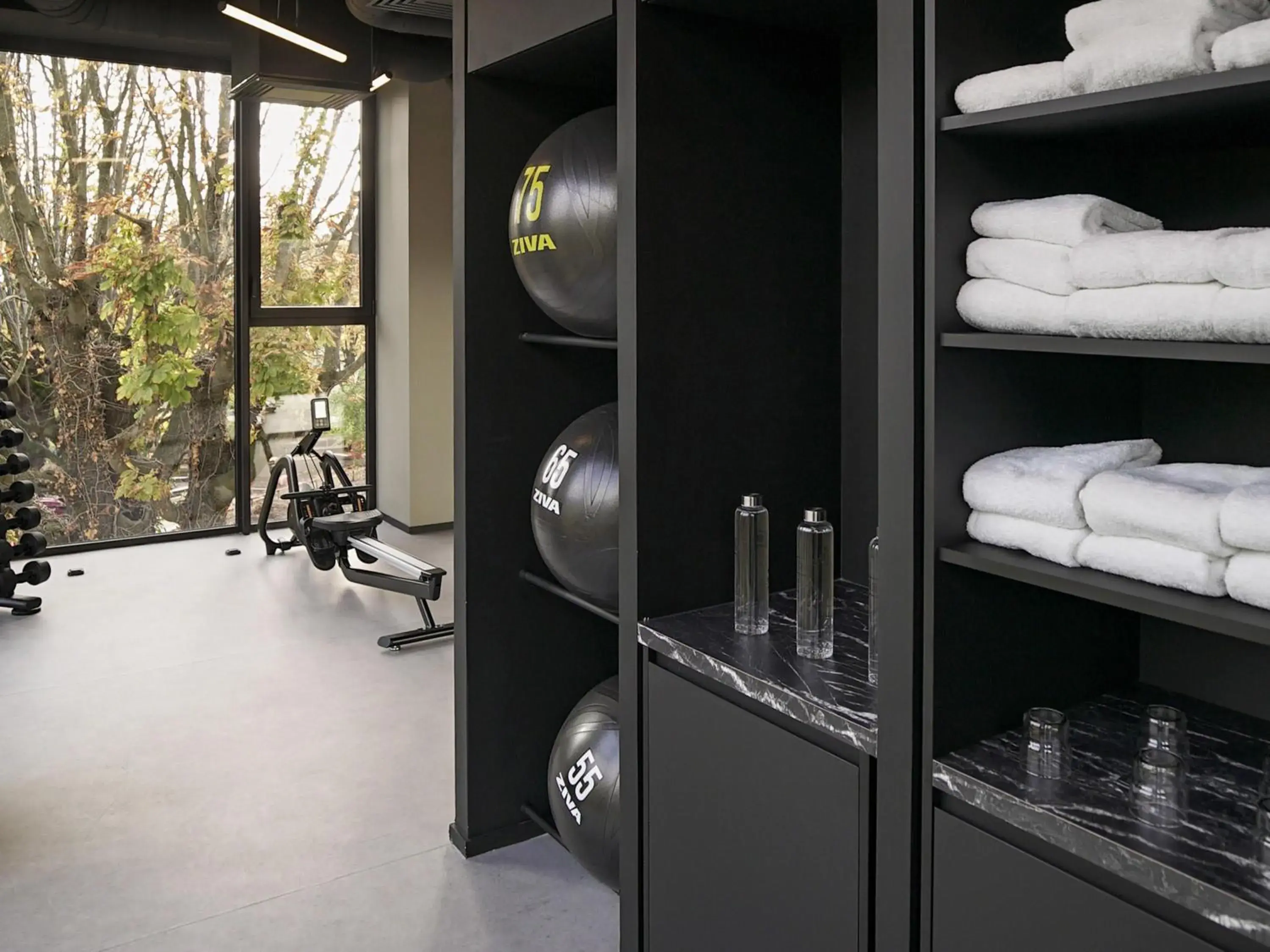 Fitness centre/facilities in TRIBE Lyon Croix Rousse Fitness centre/facilities in TRIBE Lyon Croix Rousse