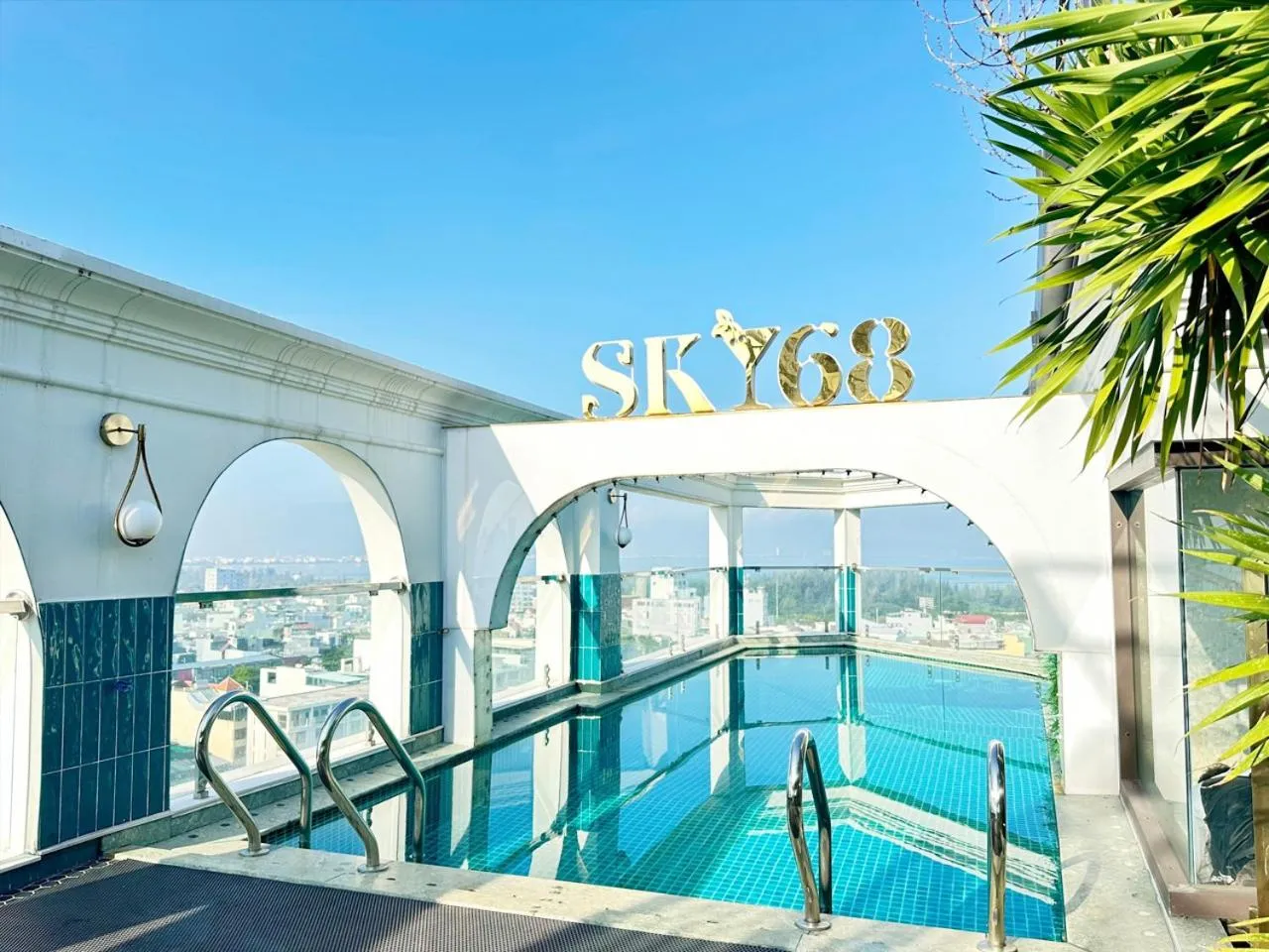 Swimming pool in La Belle Vie Boutique Hotel