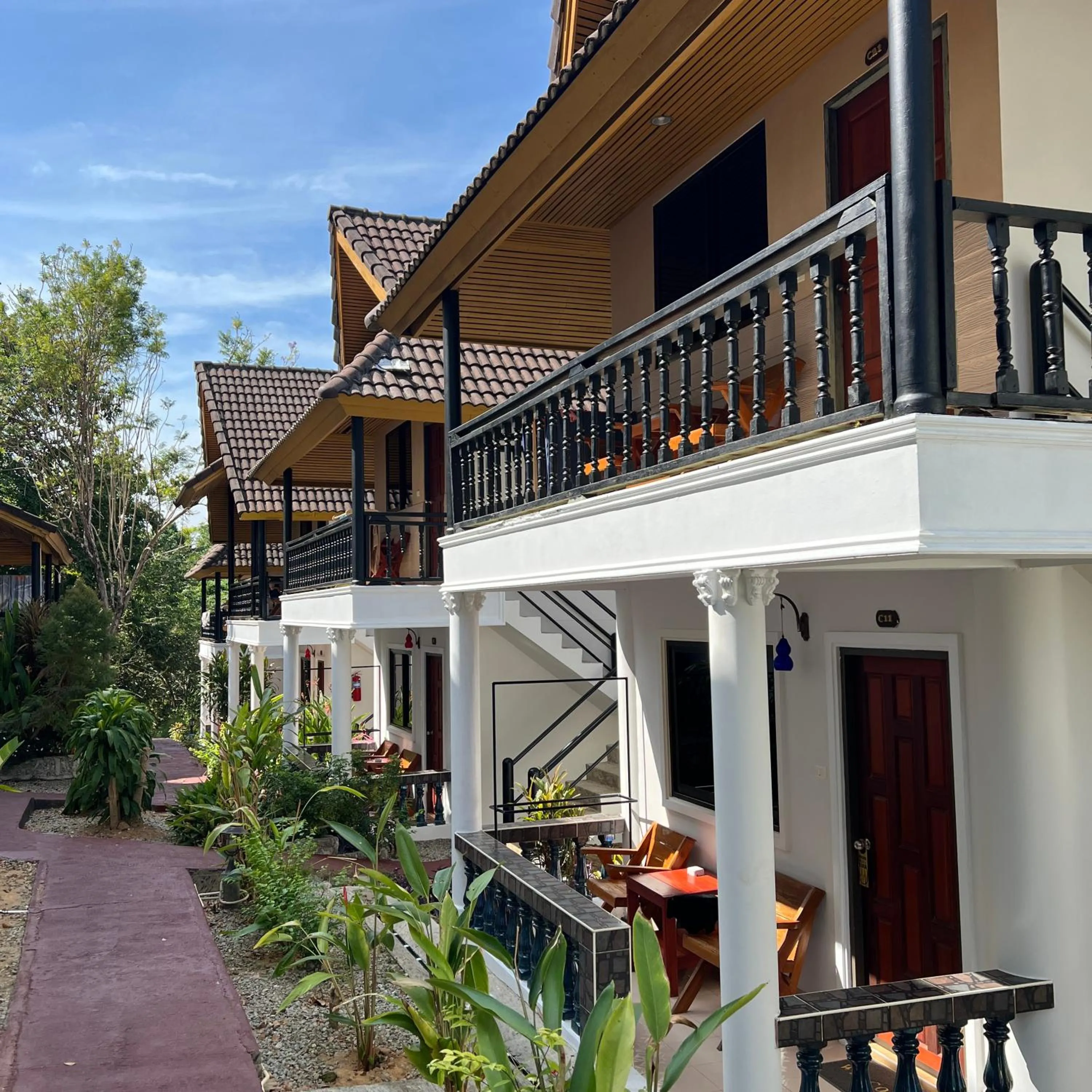 Garden in Kata Villa Merit Hill Bungalows