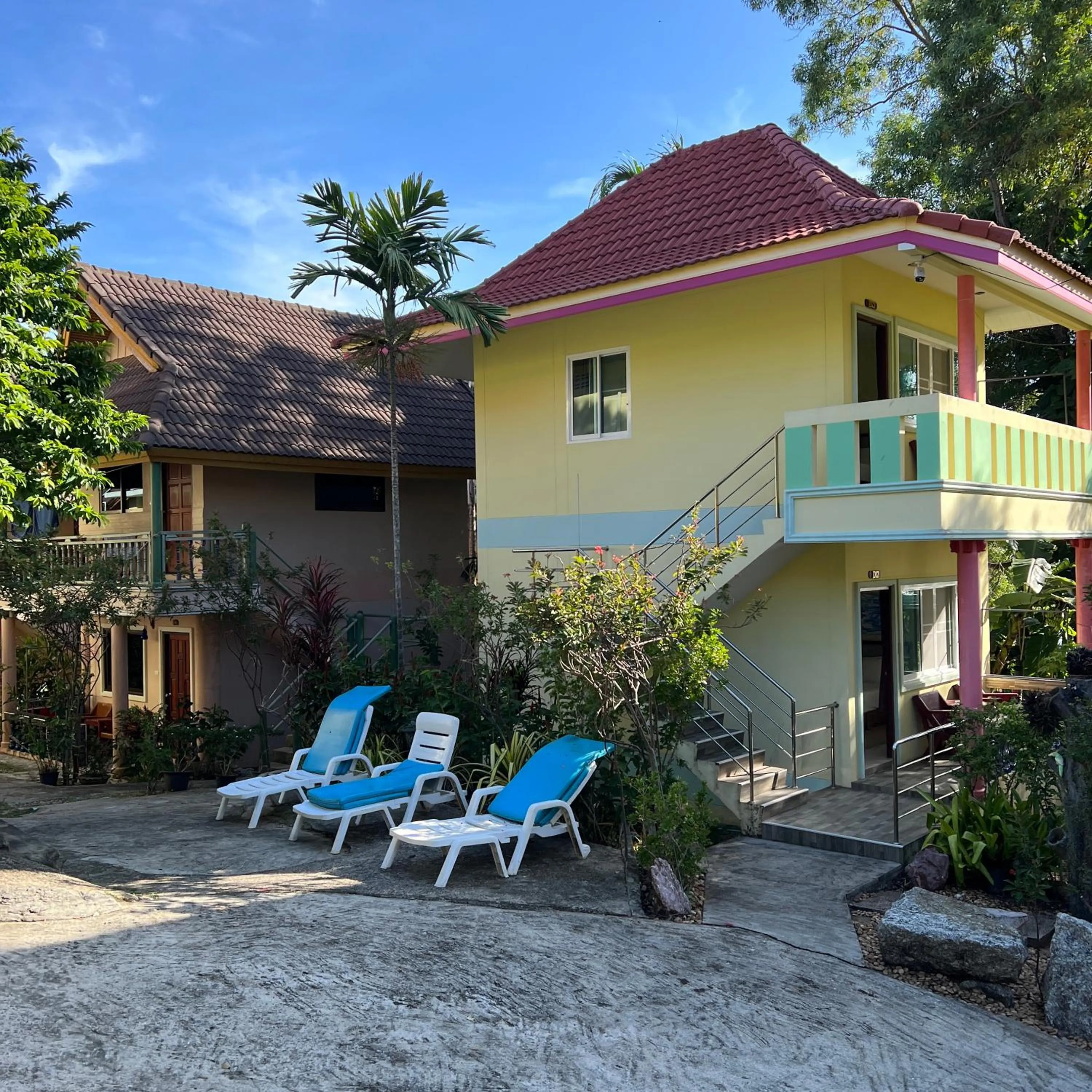 Property building in Kata Villa Merit Hill Bungalows