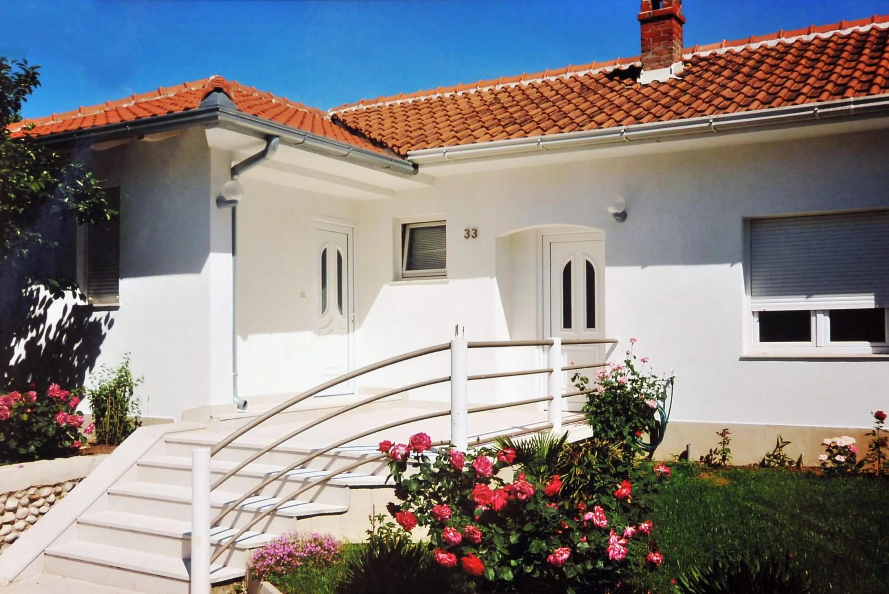 Patio in Apartments Tulipan - with free private parking garage