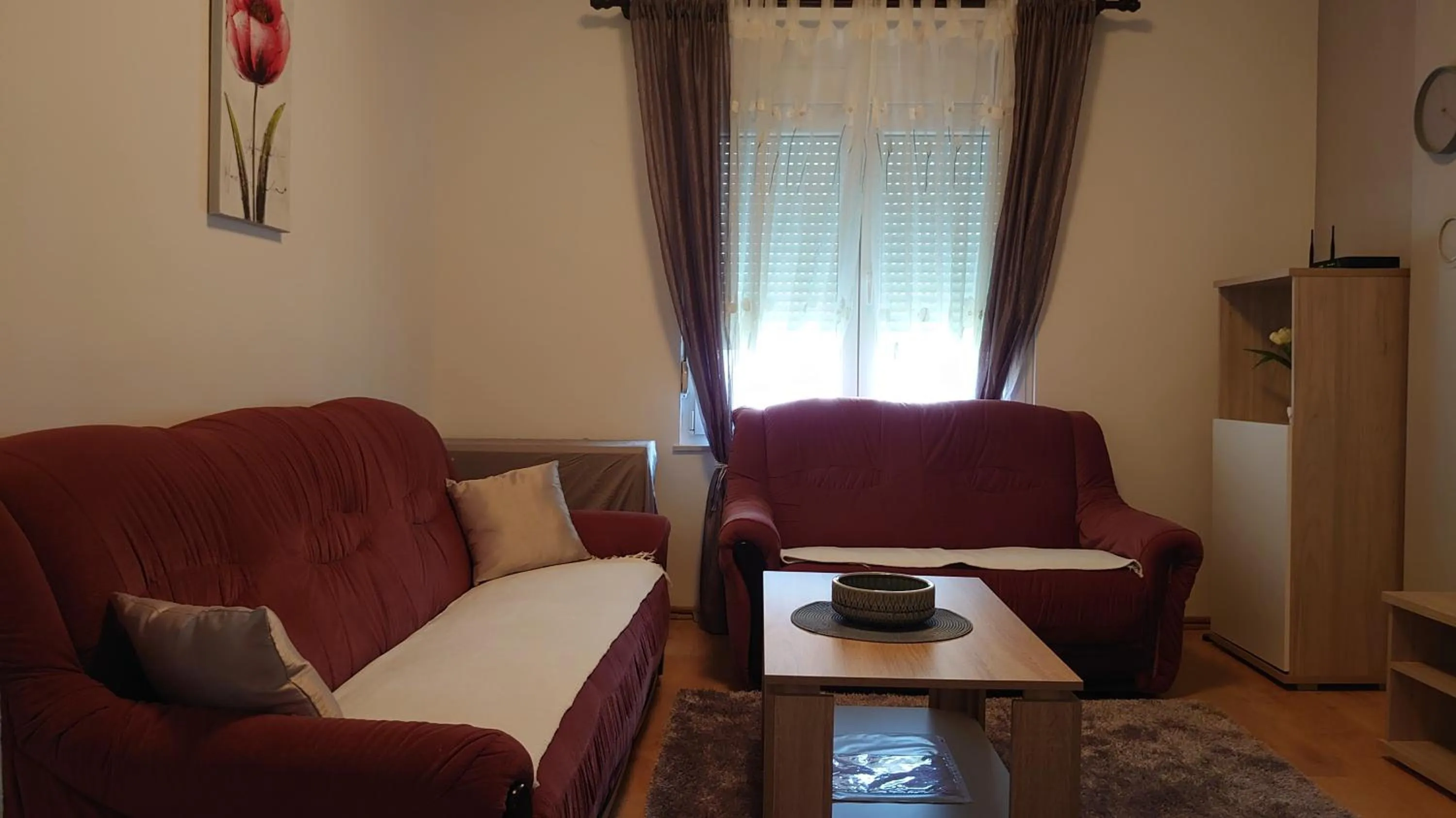 Living room in Apartments Tulipan - with free private parking garage