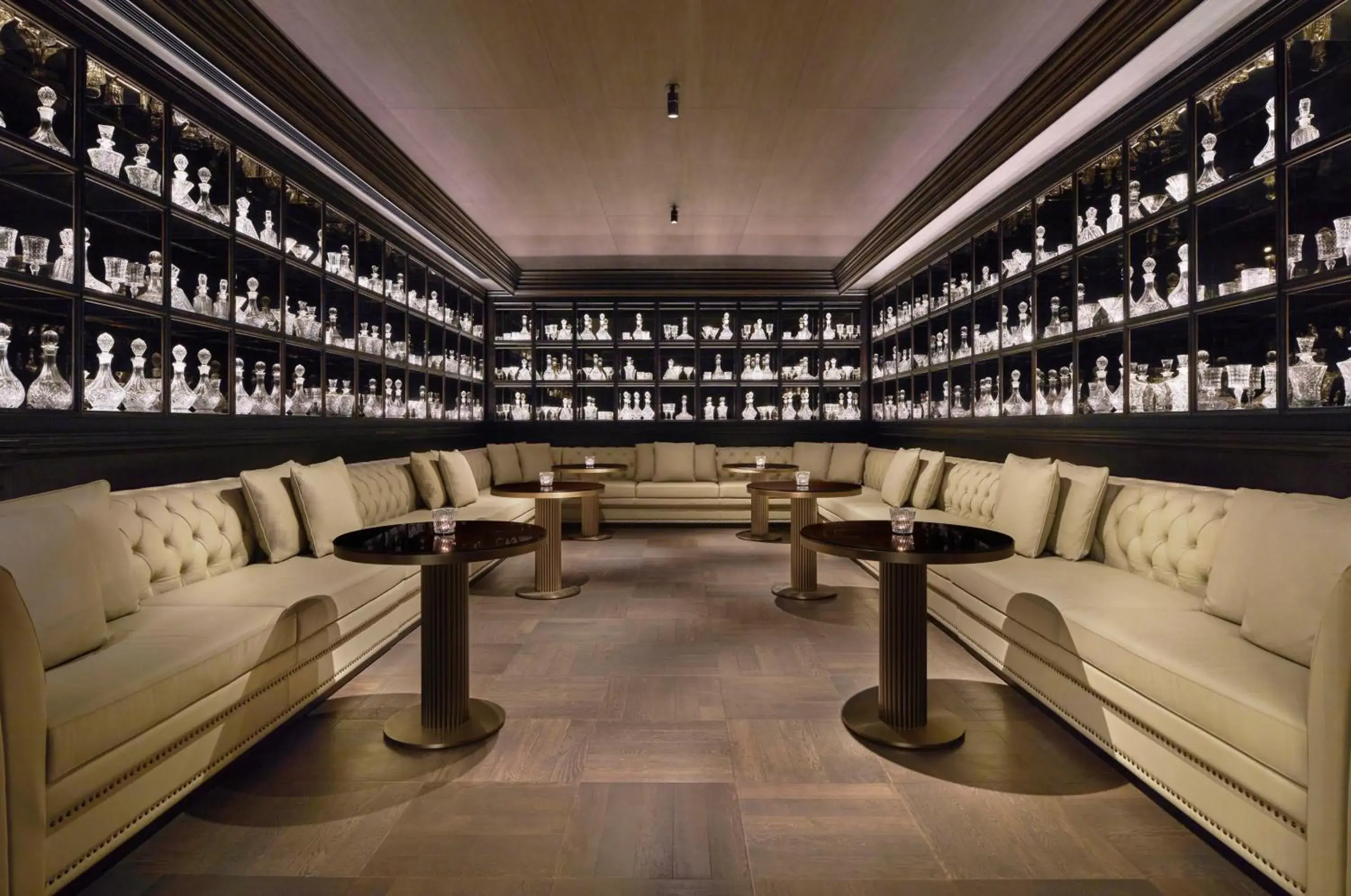 Lounge or bar in Kimpton Qiantan Shanghai by IHG Lounge or bar in Kimpton Qiantan Shanghai by IHG
