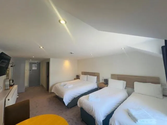 Bed in The White Lion Hotel