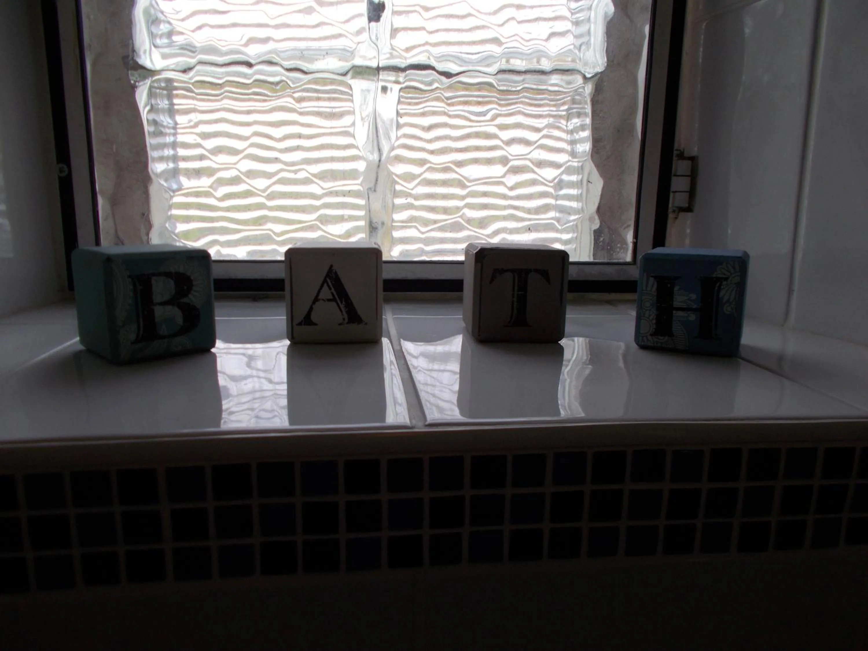 Bathroom in The White Lion Hotel
