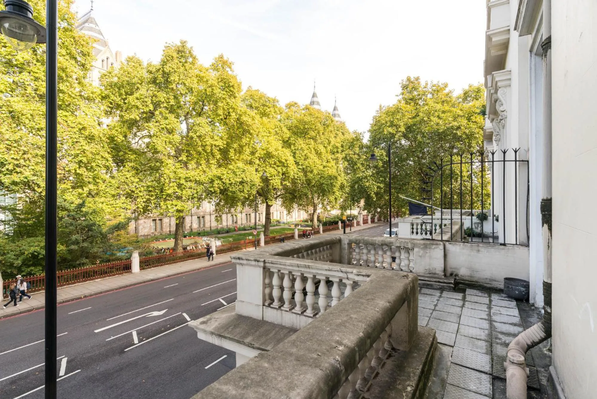 SouthKen Palace Suites