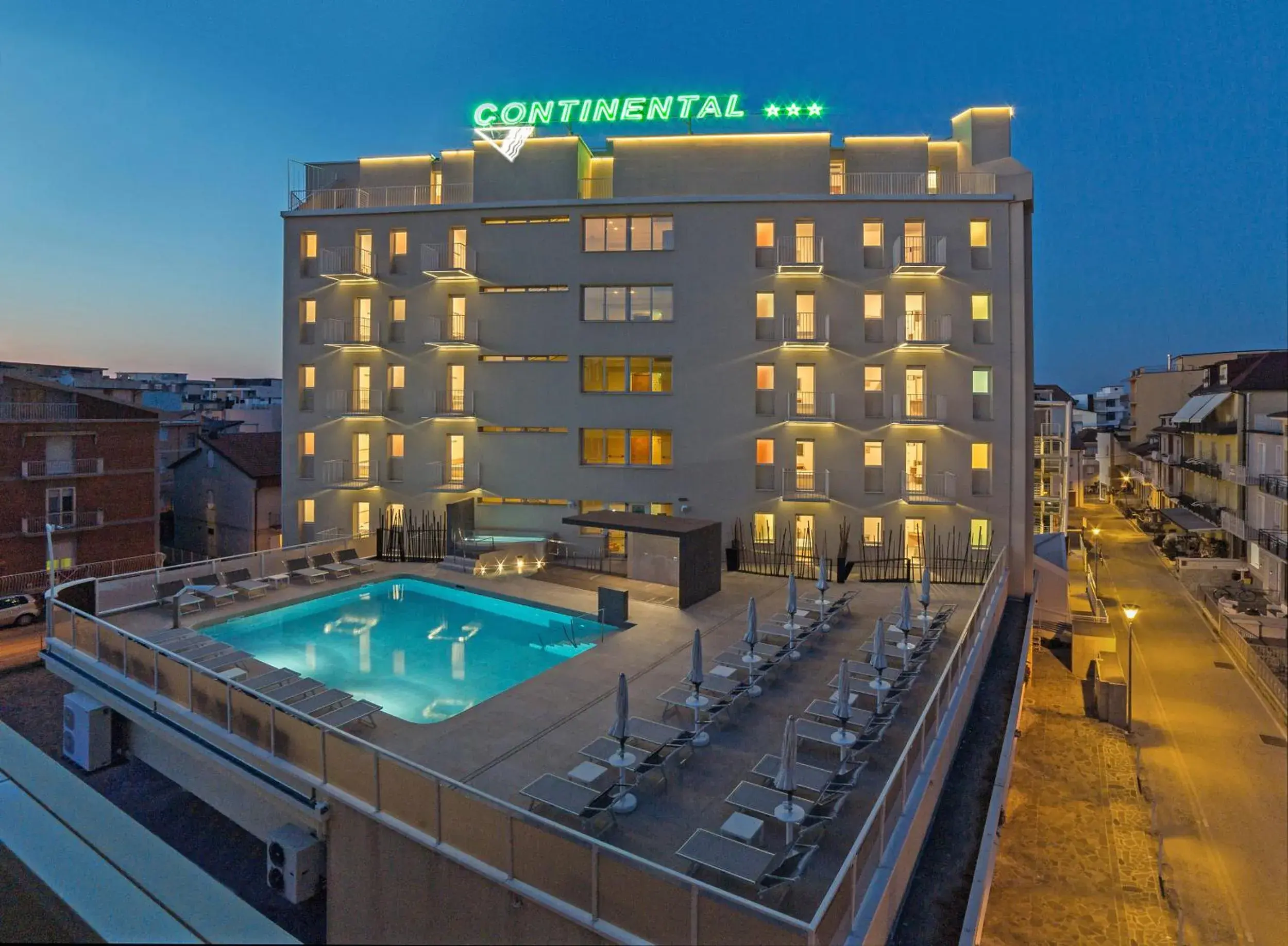 Property building in Hotel Continental & Residence
