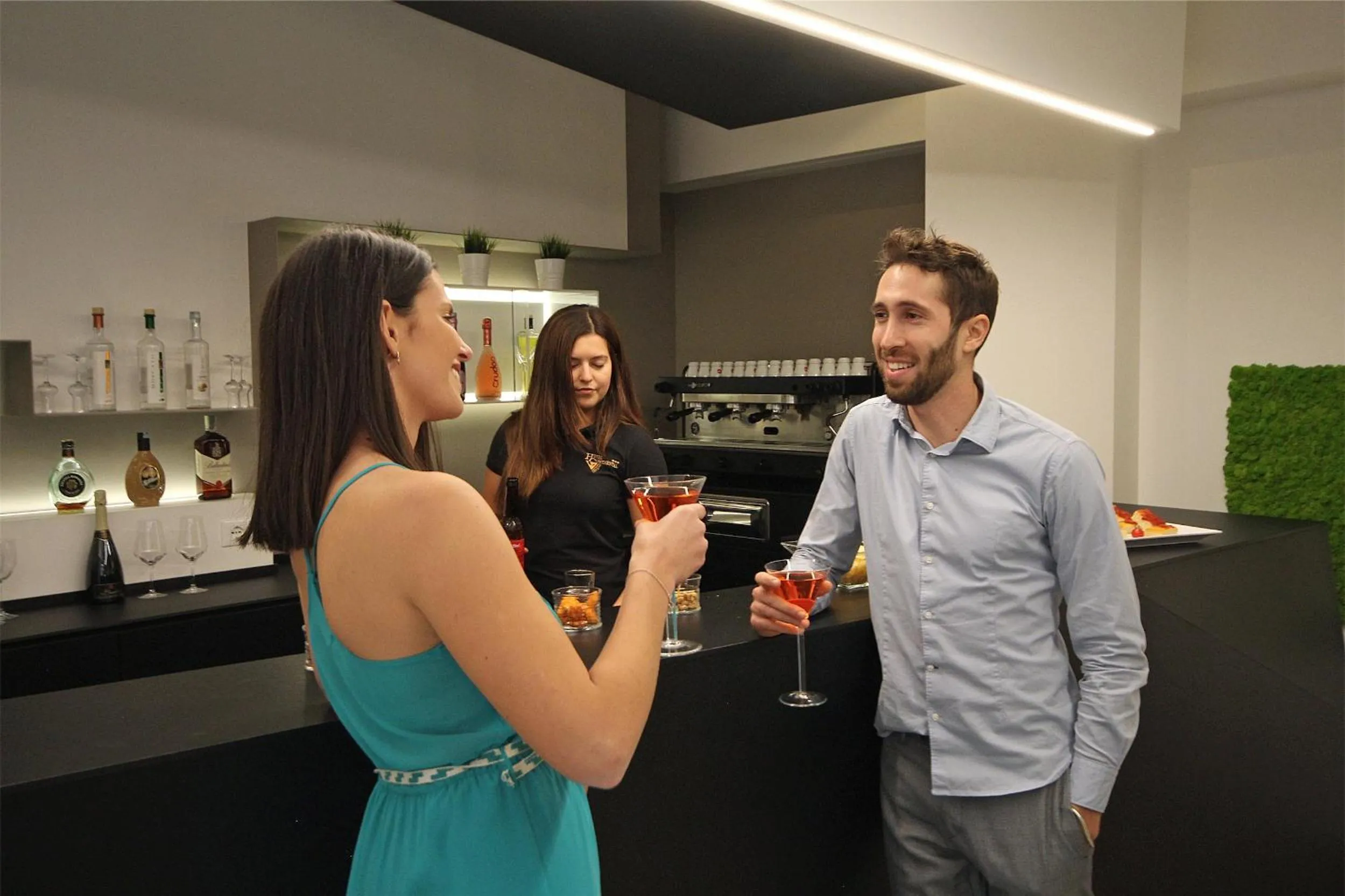 Lounge or bar in Hotel Continental & Residence