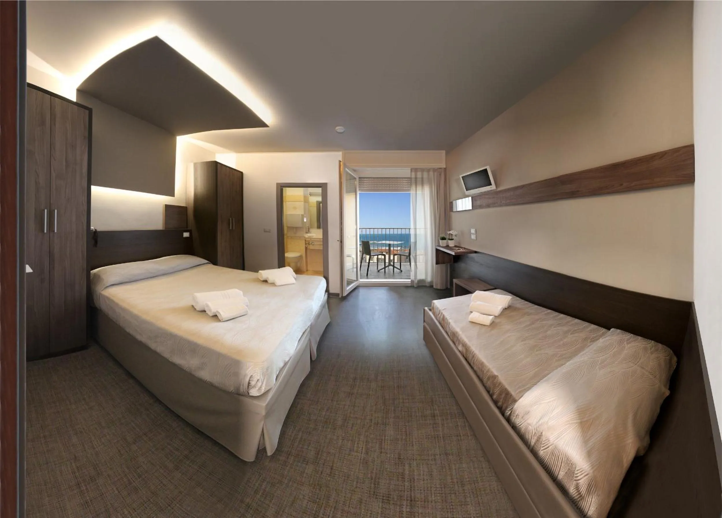 Photo of the whole room in Hotel Continental & Residence