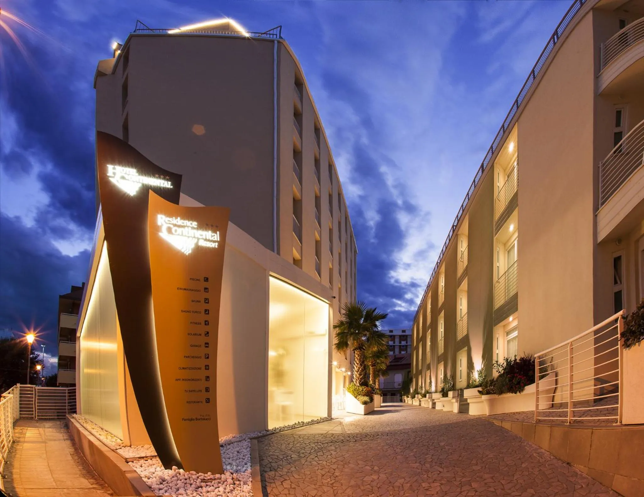 Property building in Hotel Continental & Residence