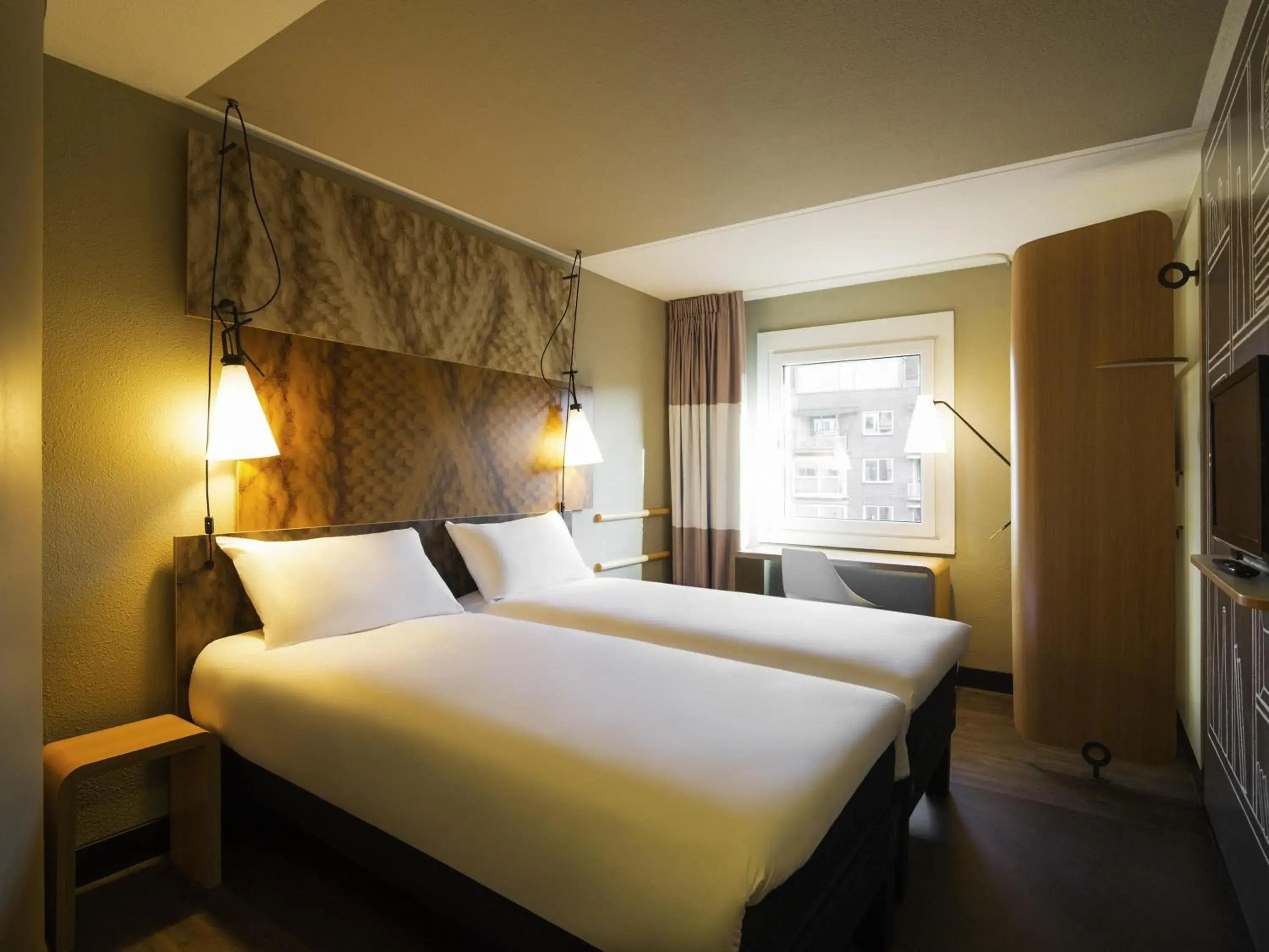 Bedroom, Bed in ibis Amsterdam Centre Stopera Bedroom, Bed in ibis Amsterdam Centre Stopera