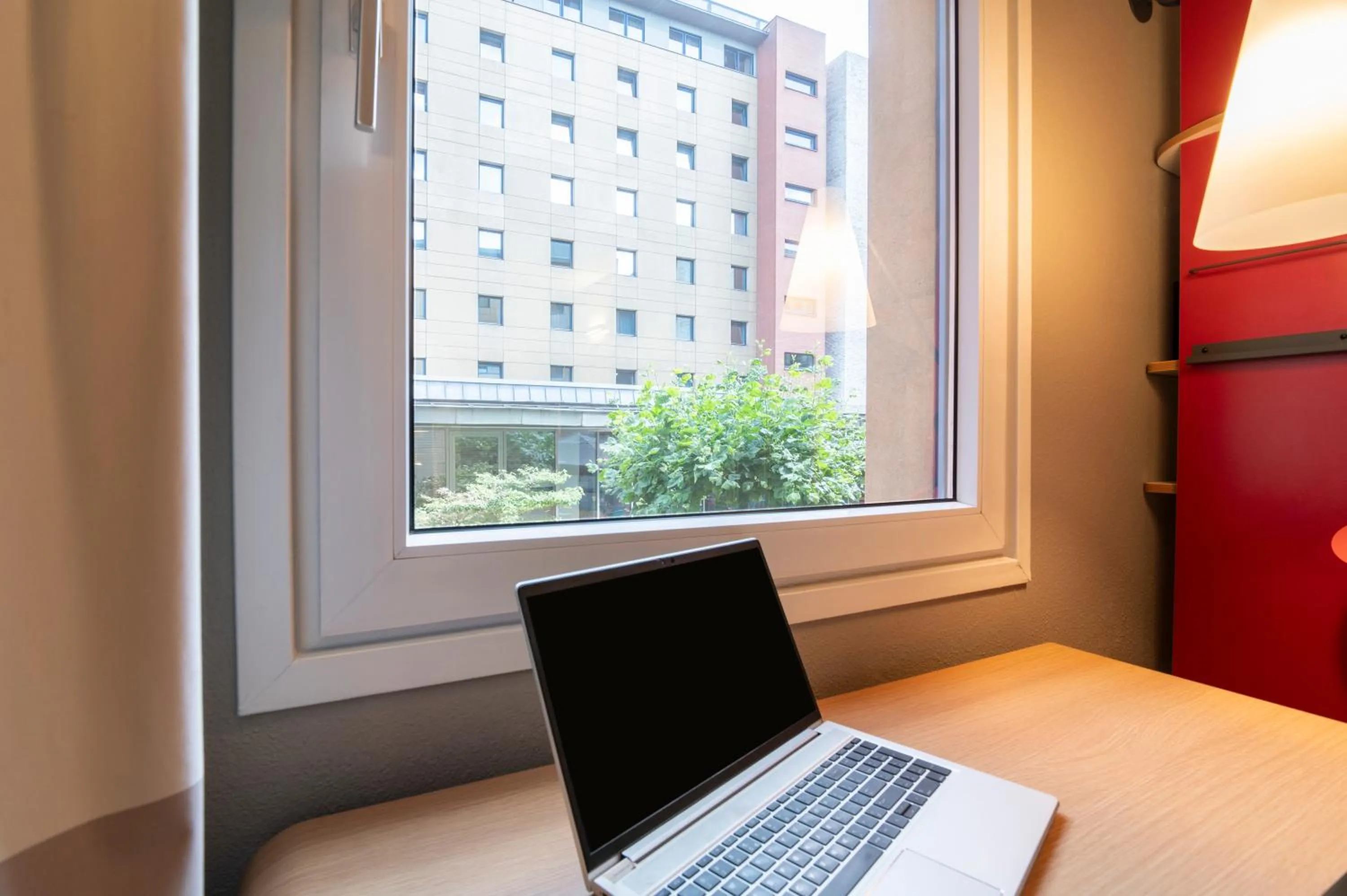 Bathroom, Bed in ibis Amsterdam Centre Stopera