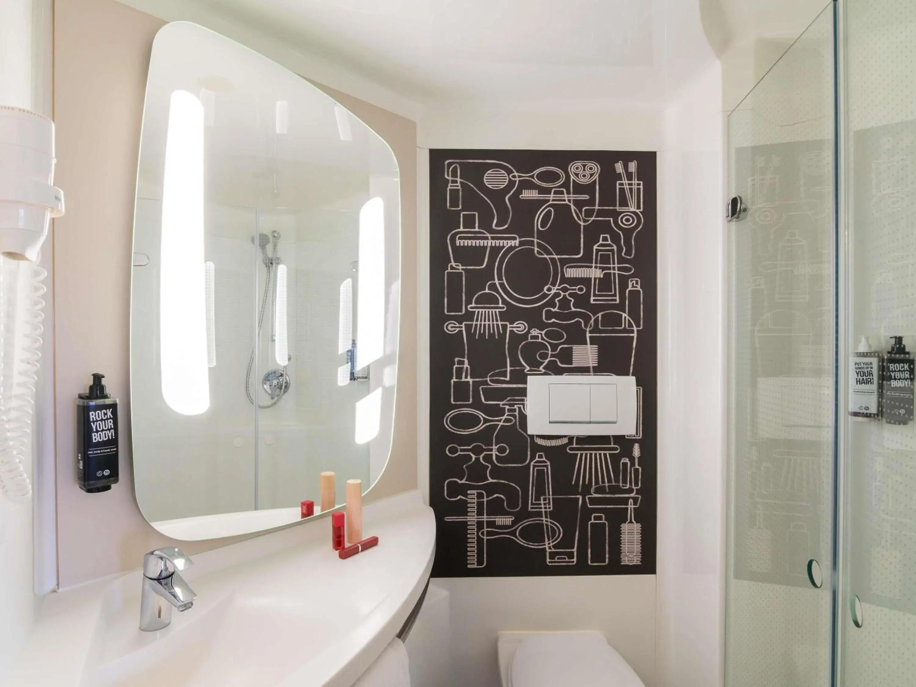 Bedroom in ibis Amsterdam Centre Stopera Bedroom in ibis Amsterdam Centre Stopera