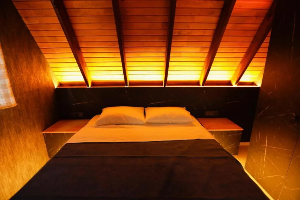Bed in Pafuli Bungalov