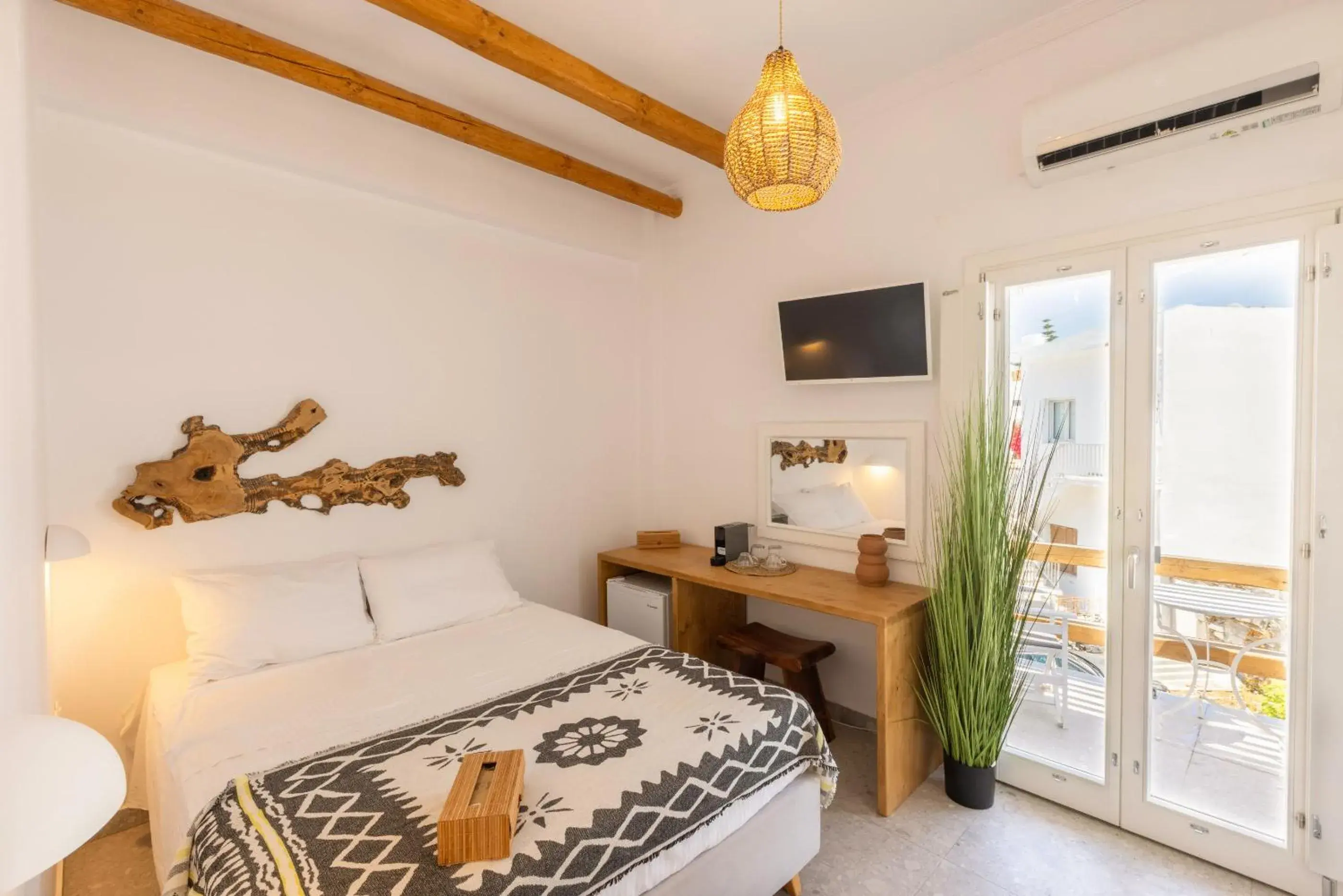One-Bedroom Apartment in Parosquare Central Suites One-Bedroom Apartment in Parosquare Central Suites