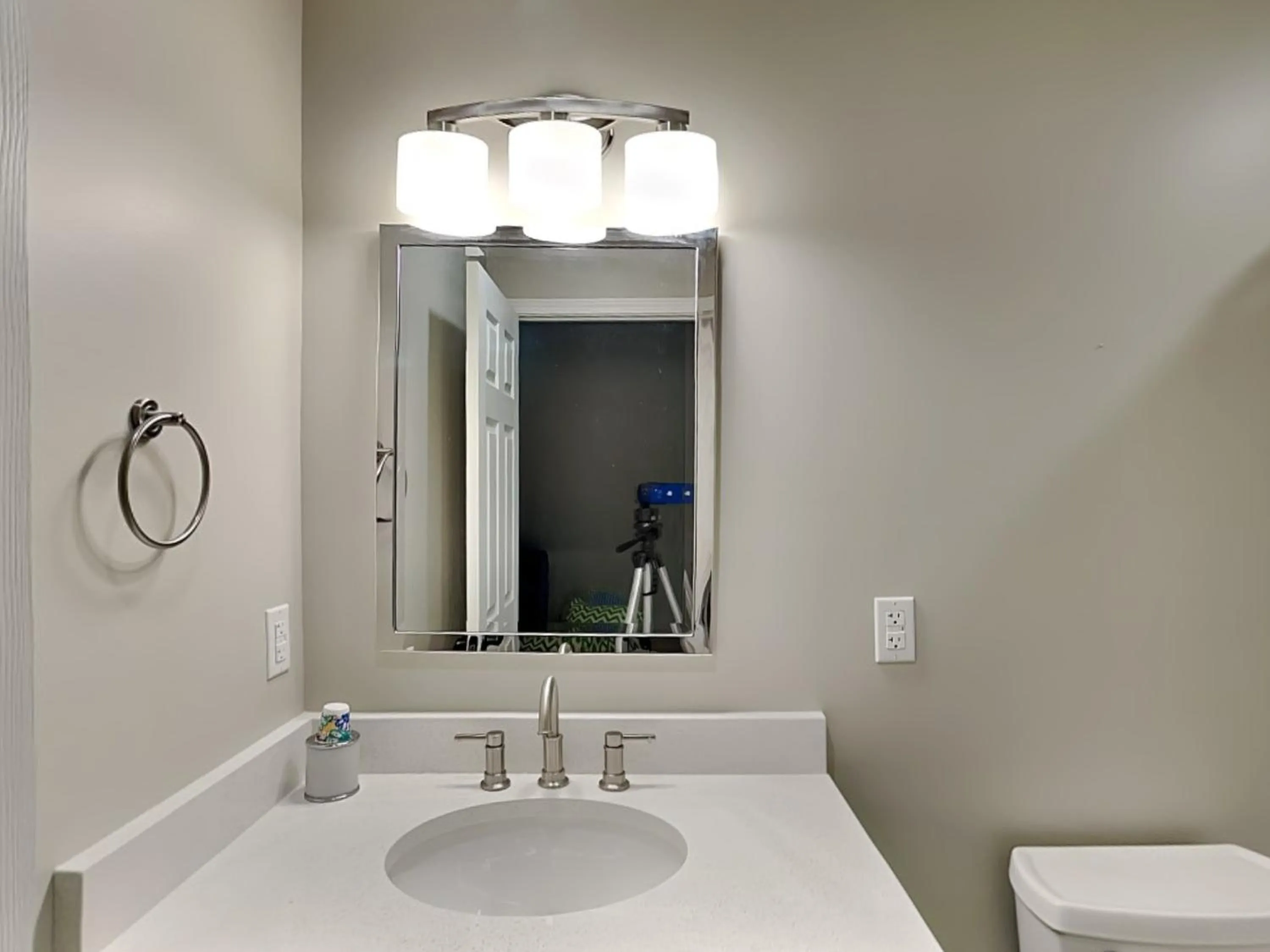 Property building in Yes Deer