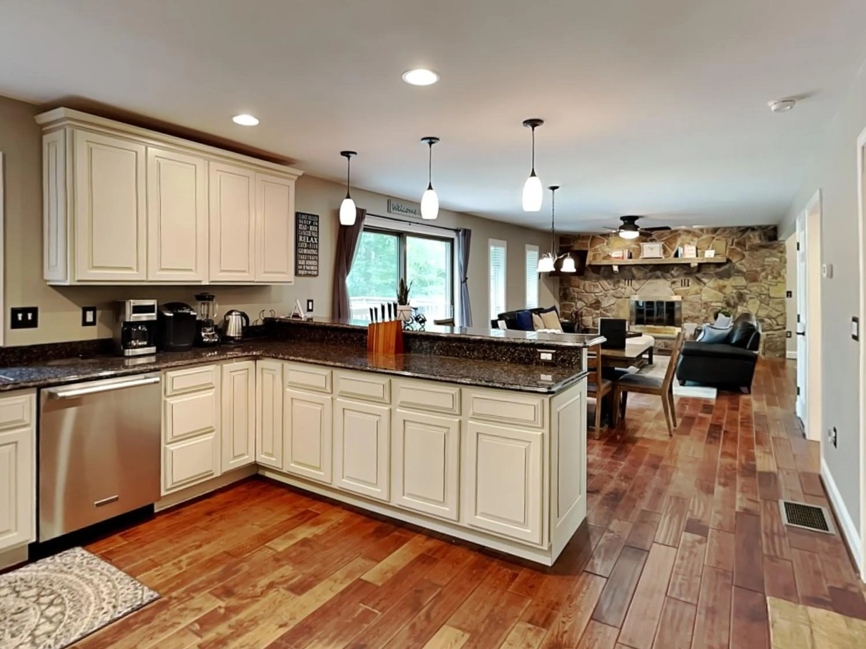 Property building in Yes Deer