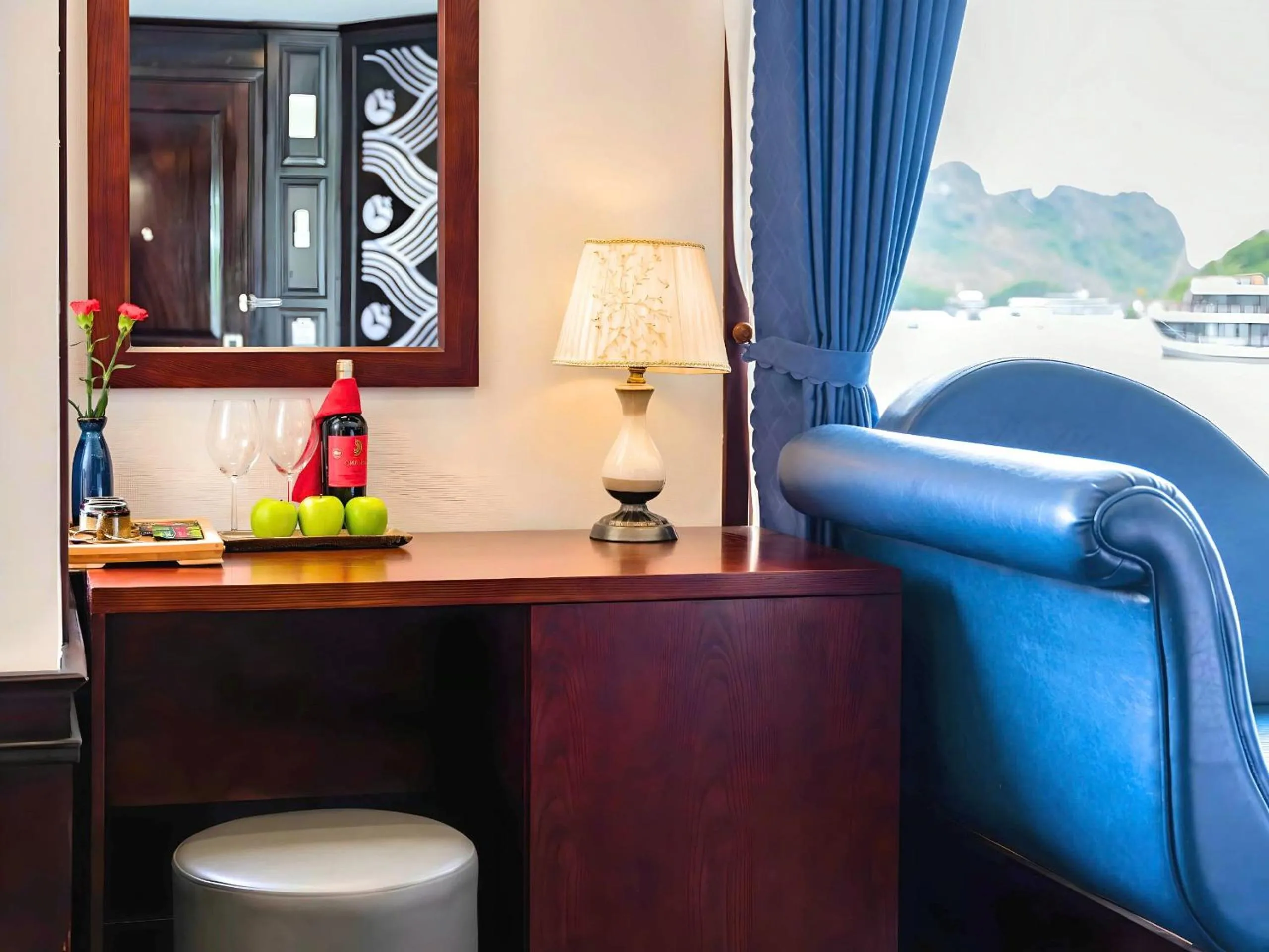 Living room in Le Journey Elegance Cruise