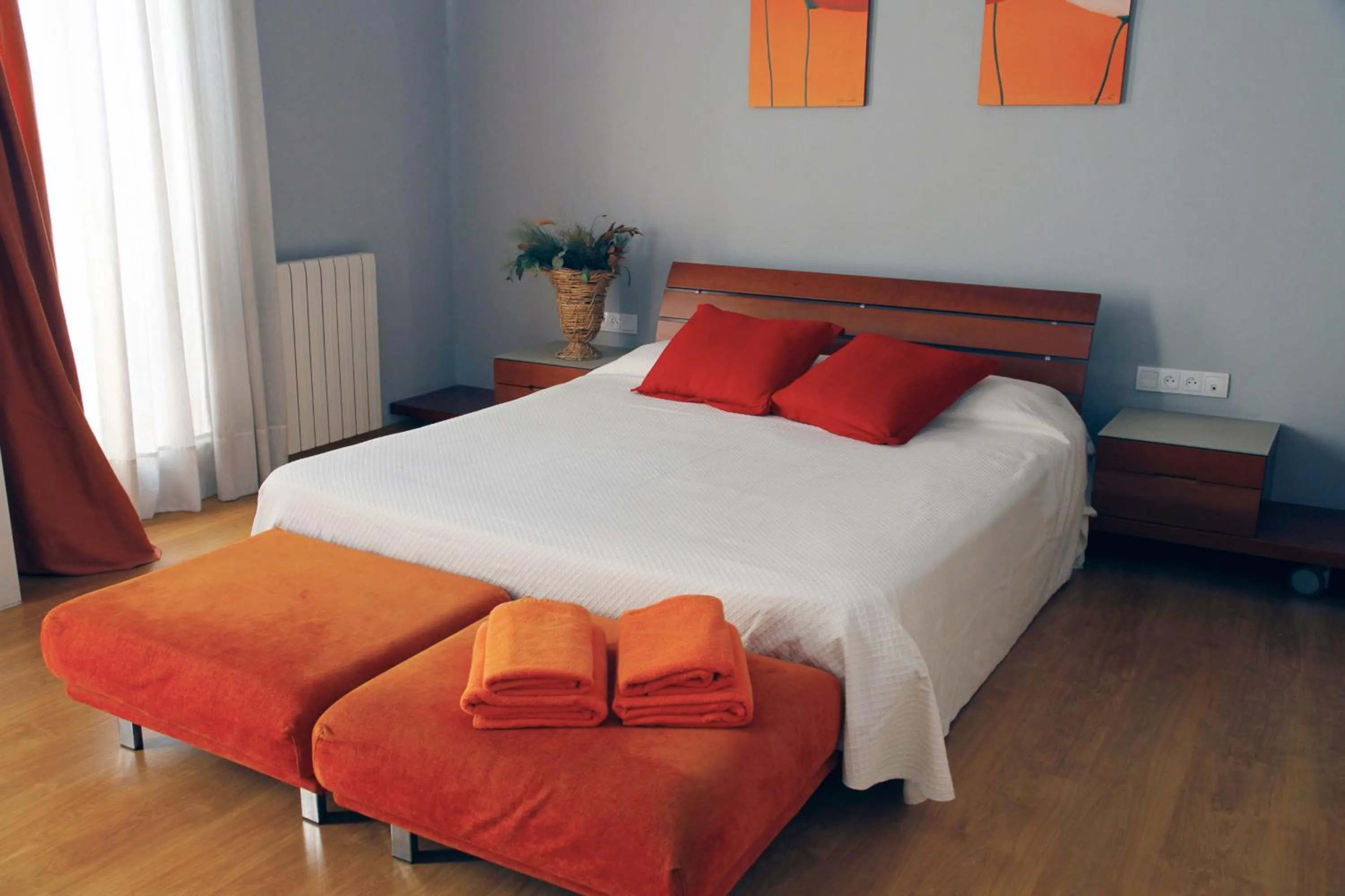 Day, Bed in Luxury Central Apartment