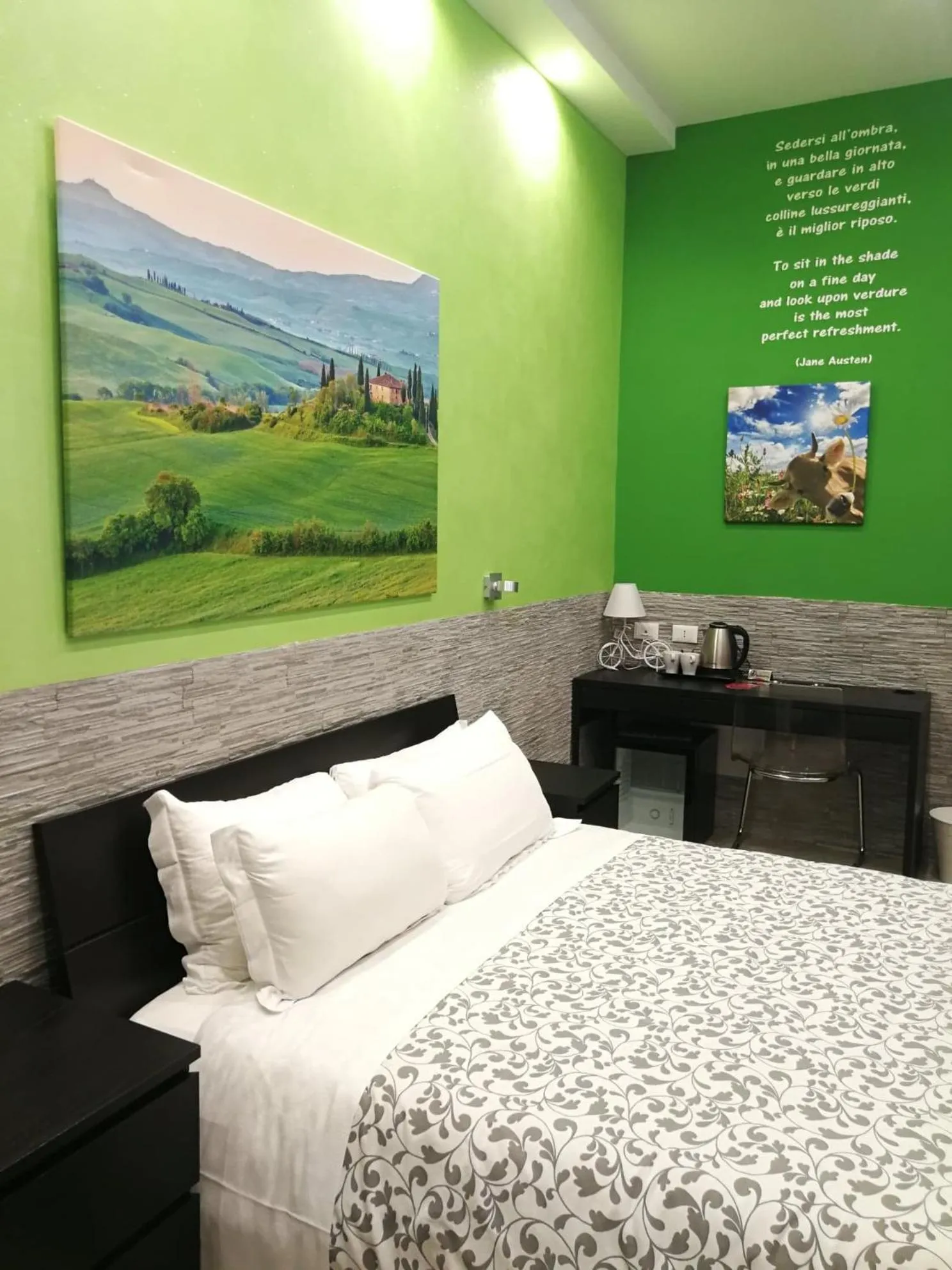 Bedroom, Bed in Excellence Suite