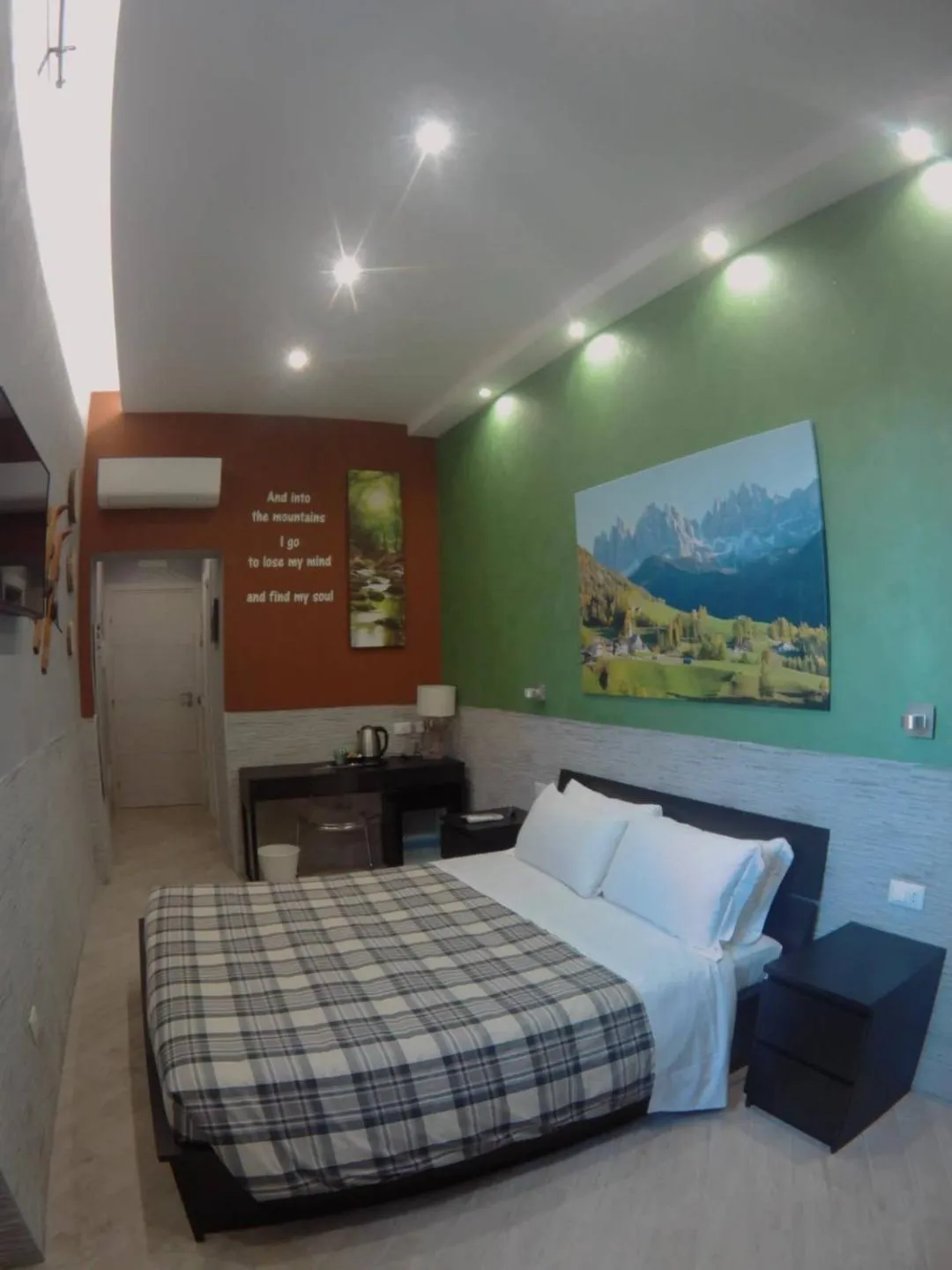 Bedroom, Bed in Excellence Suite