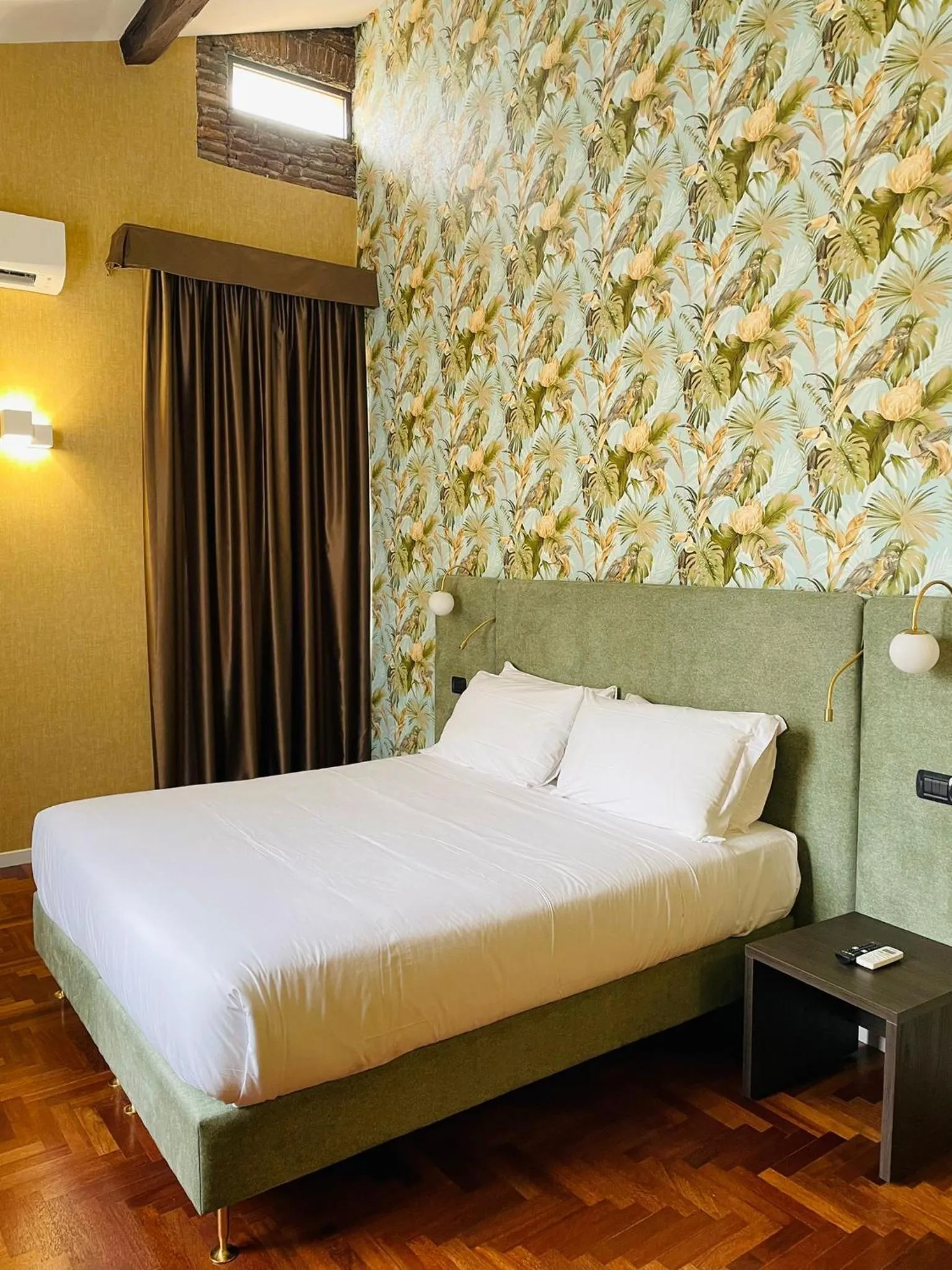 Bedroom, Bed in Excellence Suite