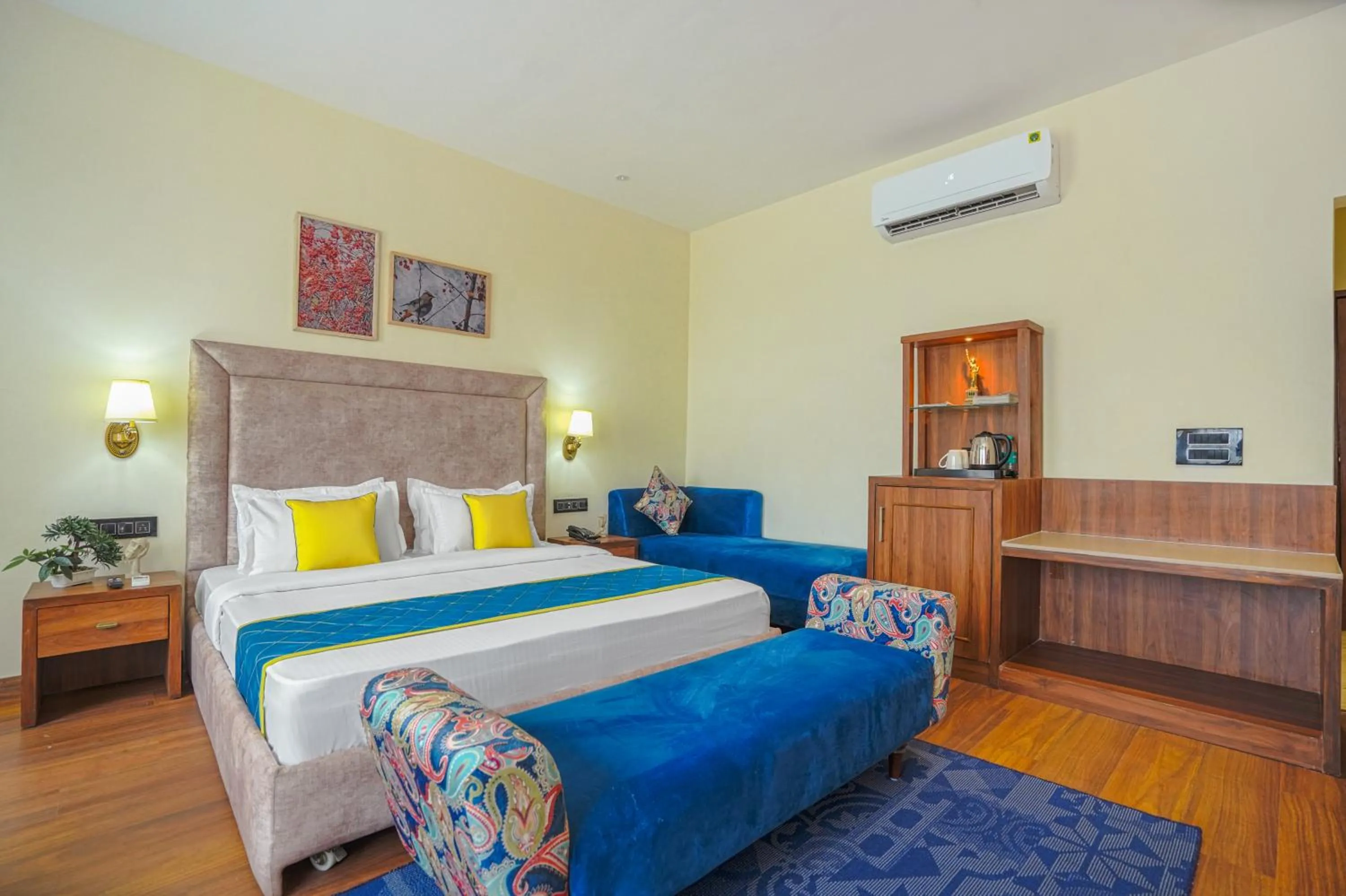 Photo of the whole room, Bed in Hotel Escala By Levelup