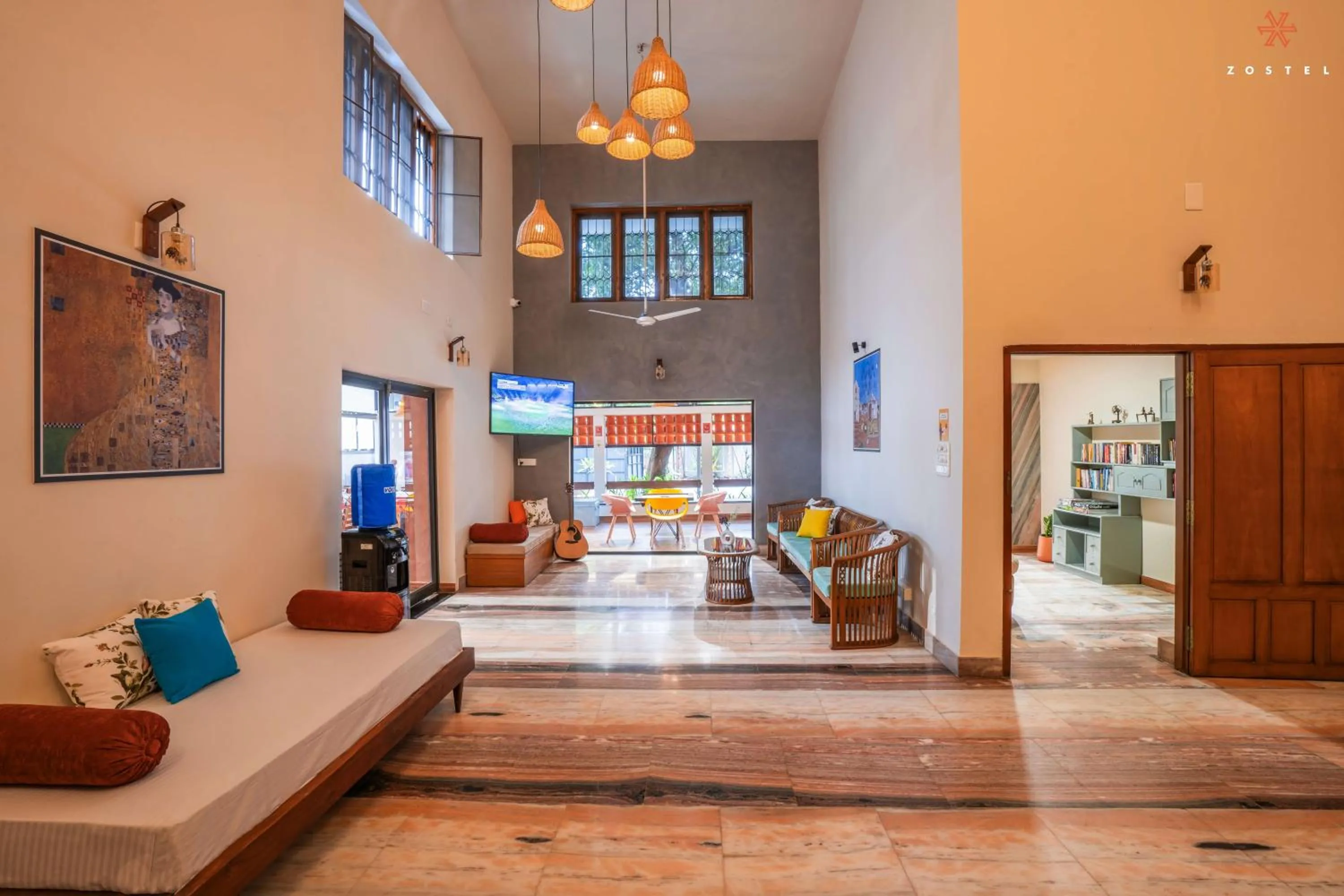 TV and multimedia in Zostel Kochi (Ernakulam)