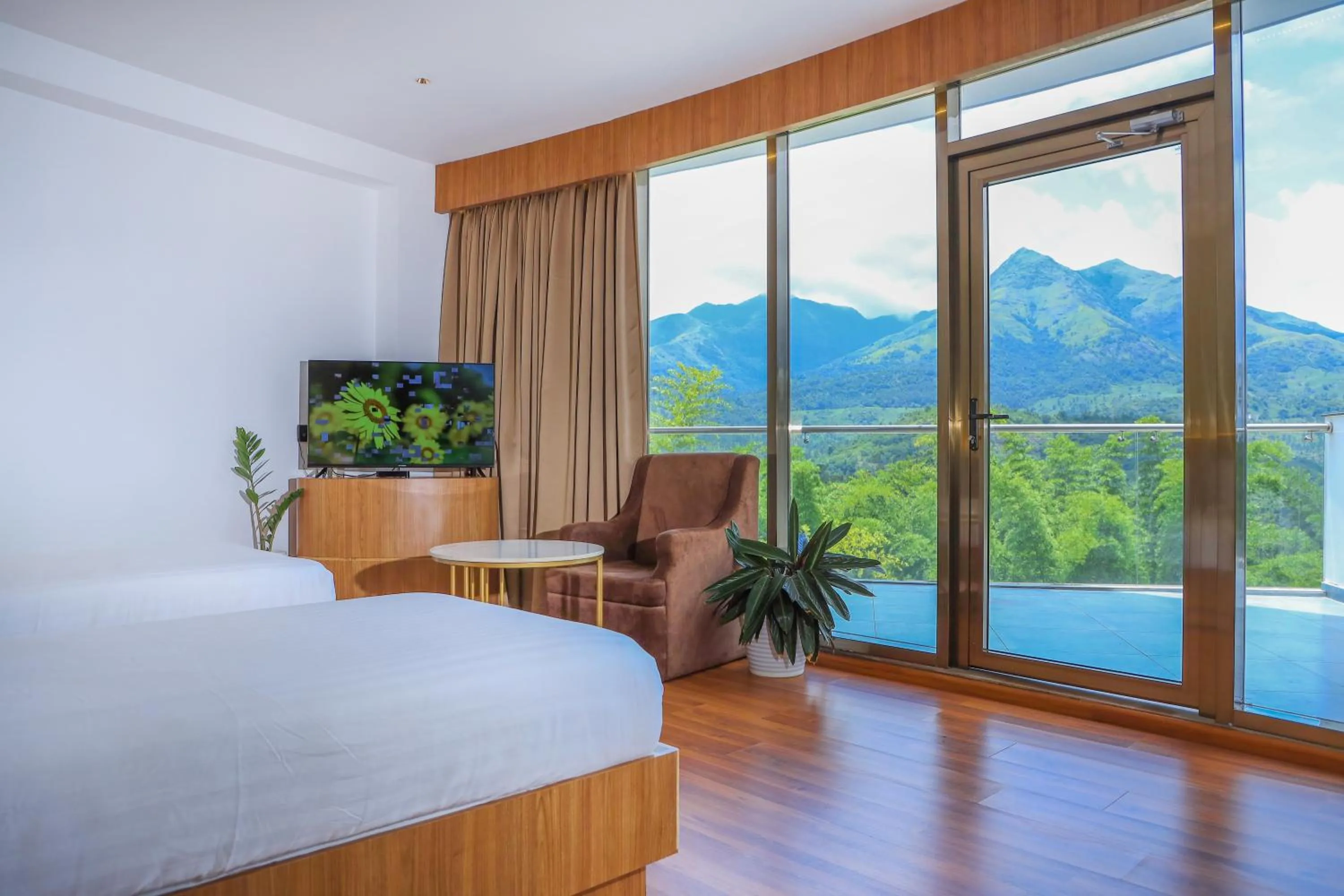 Bed in Hotel Sky Sierra Wayanad