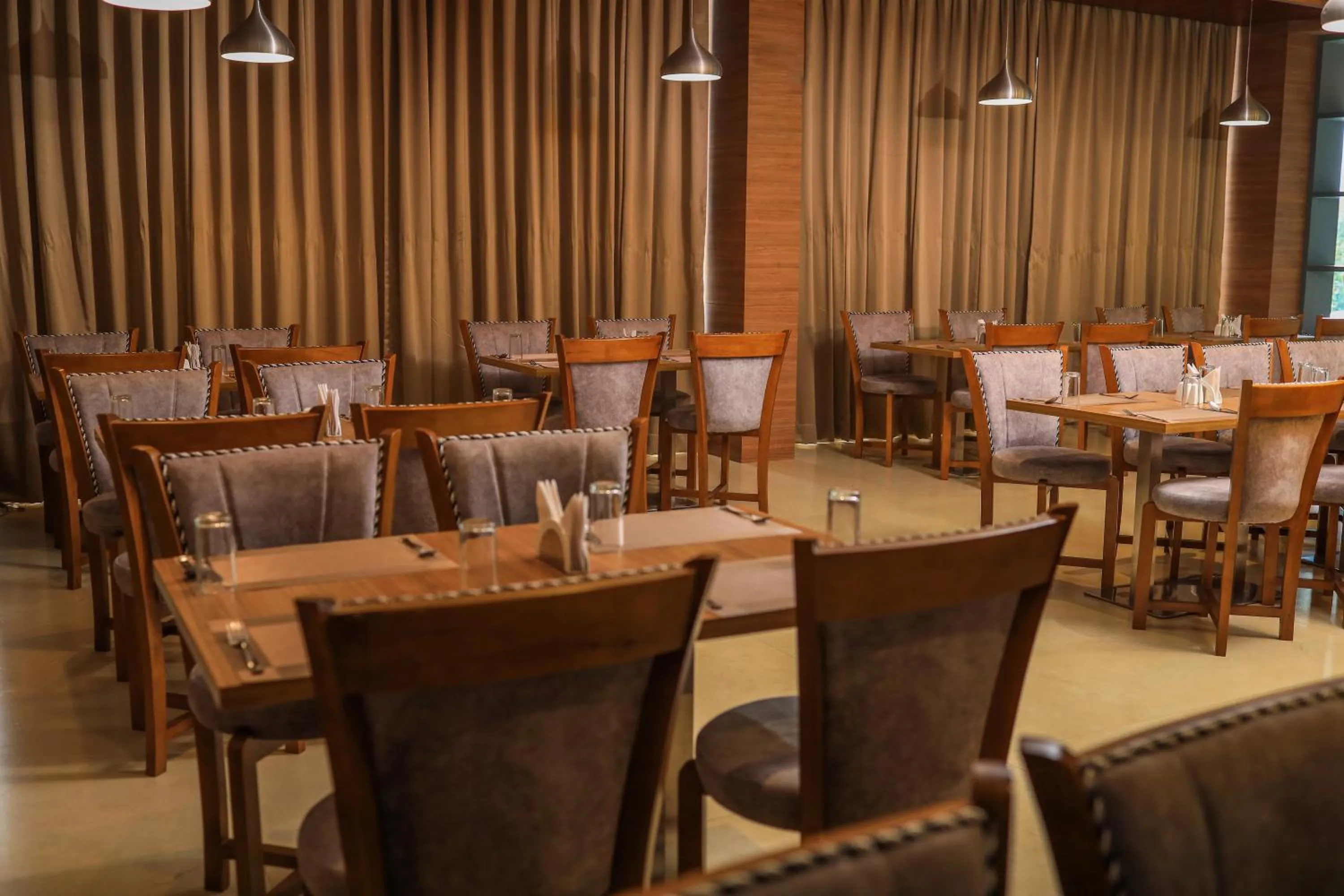 Restaurant/places to eat in Hotel Sky Sierra Wayanad